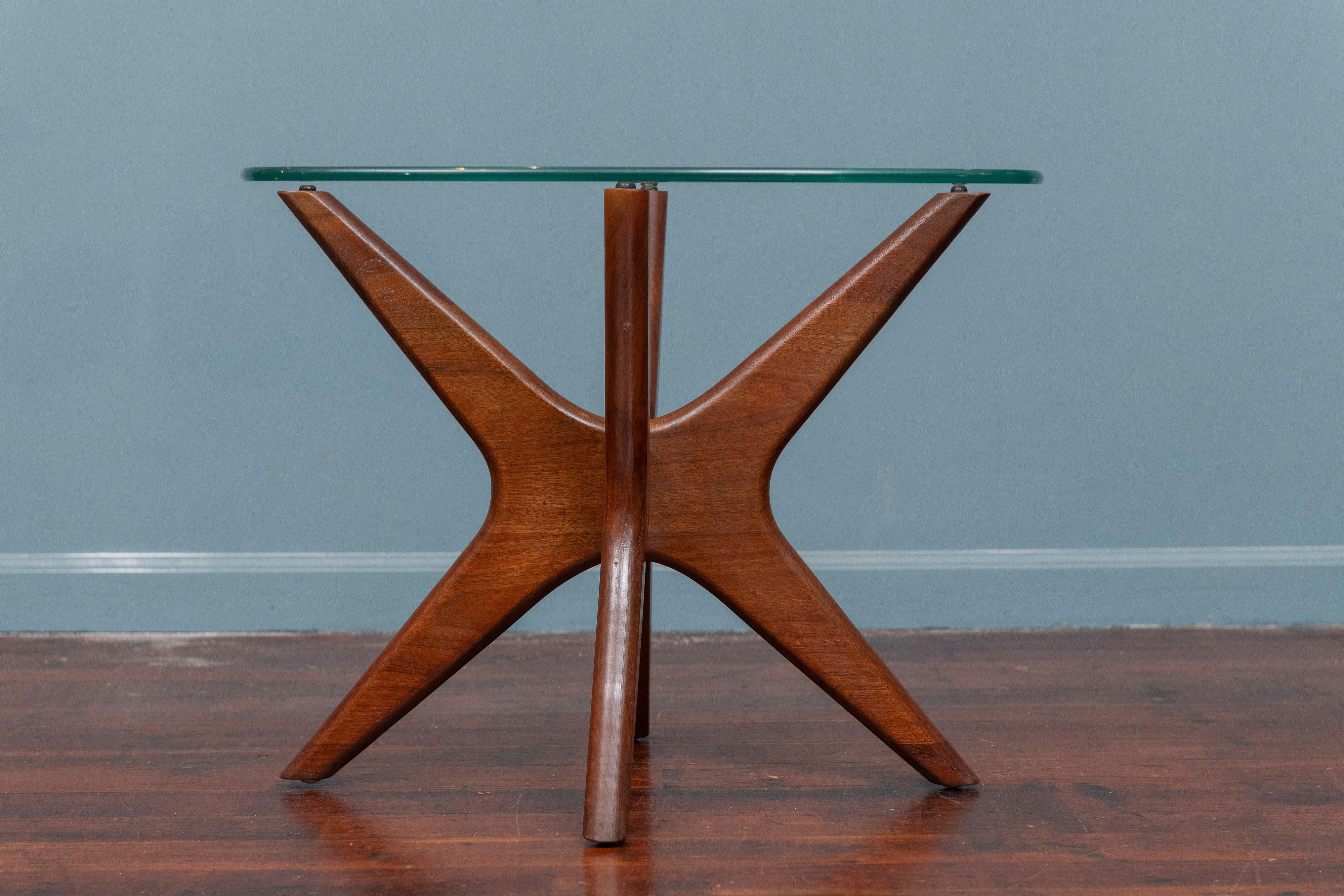 Adrian Pearsall design side table fro Craft Associates, U.S.A. Sculptural solid walnut side table with a cushion shape glass top. In very good original condition ready to enjoy and install.