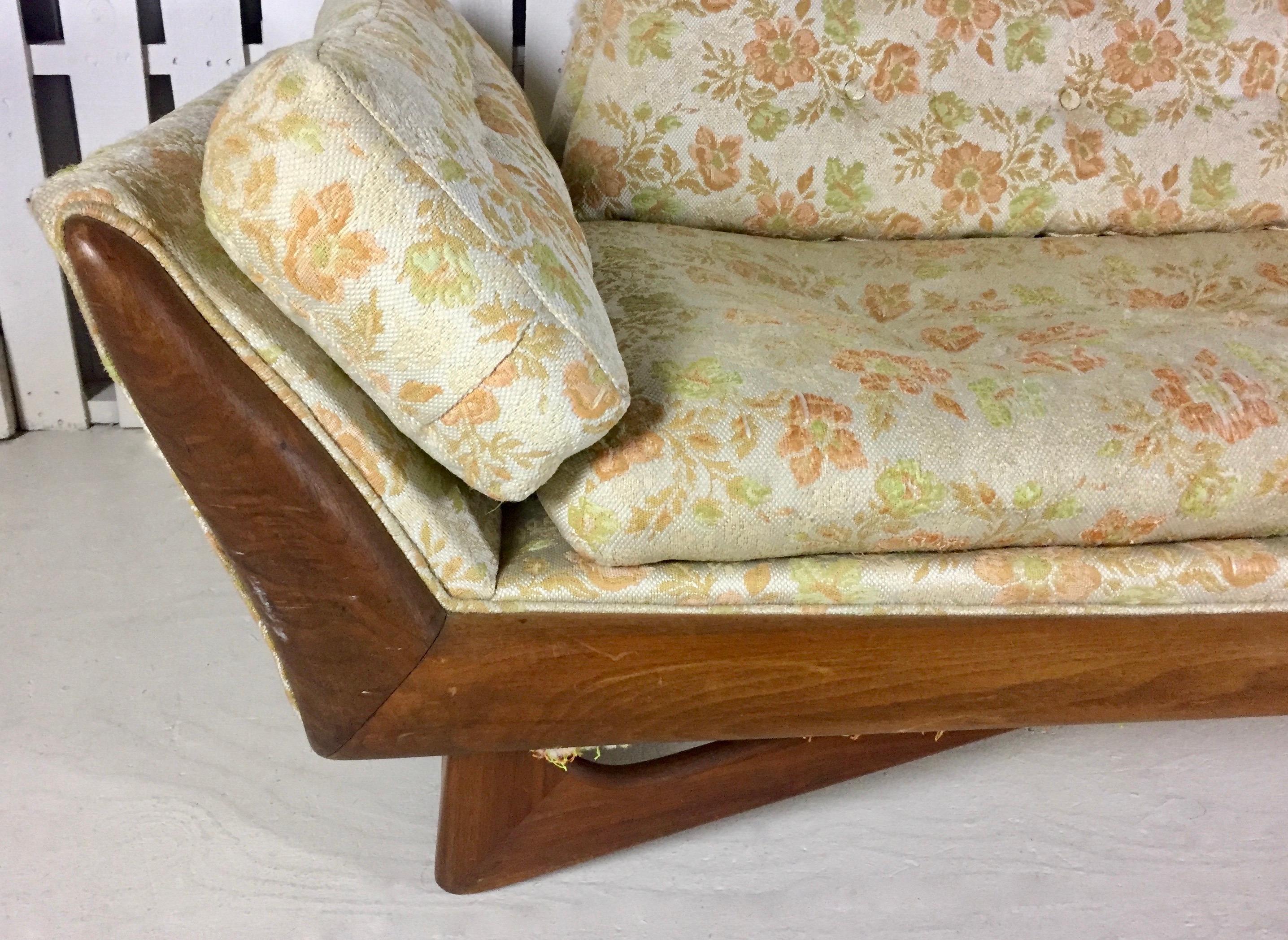 Adrian Pearsall Signed Craft Associates Mid-Century Modern Sofa Model 7 In Fair Condition In West Hartford, CT