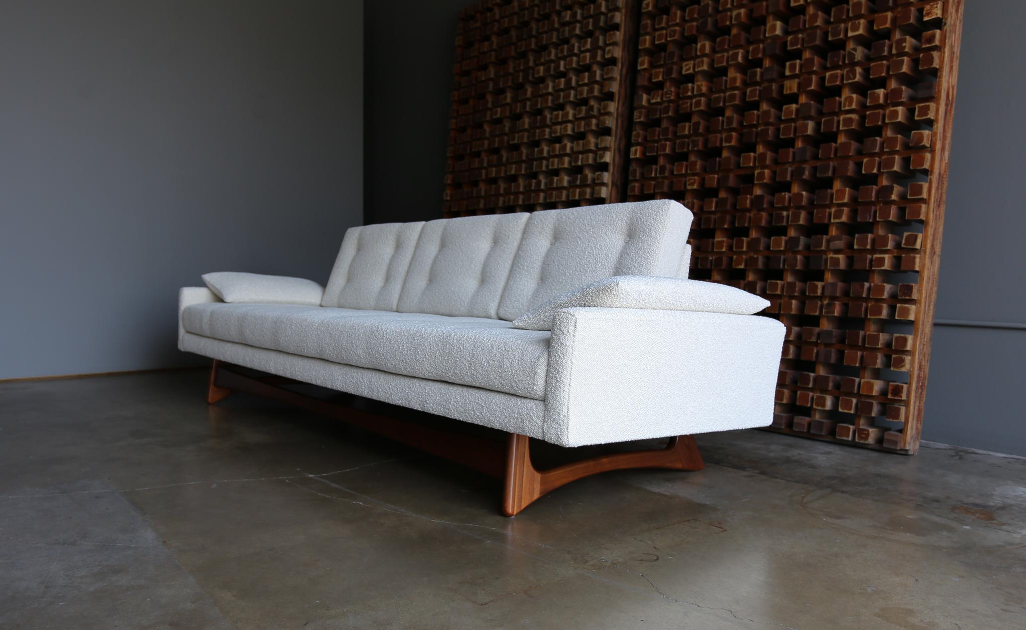 Adrian Pearsall sofa for Craft Associates circa 1965. This piece has been expertly restored.