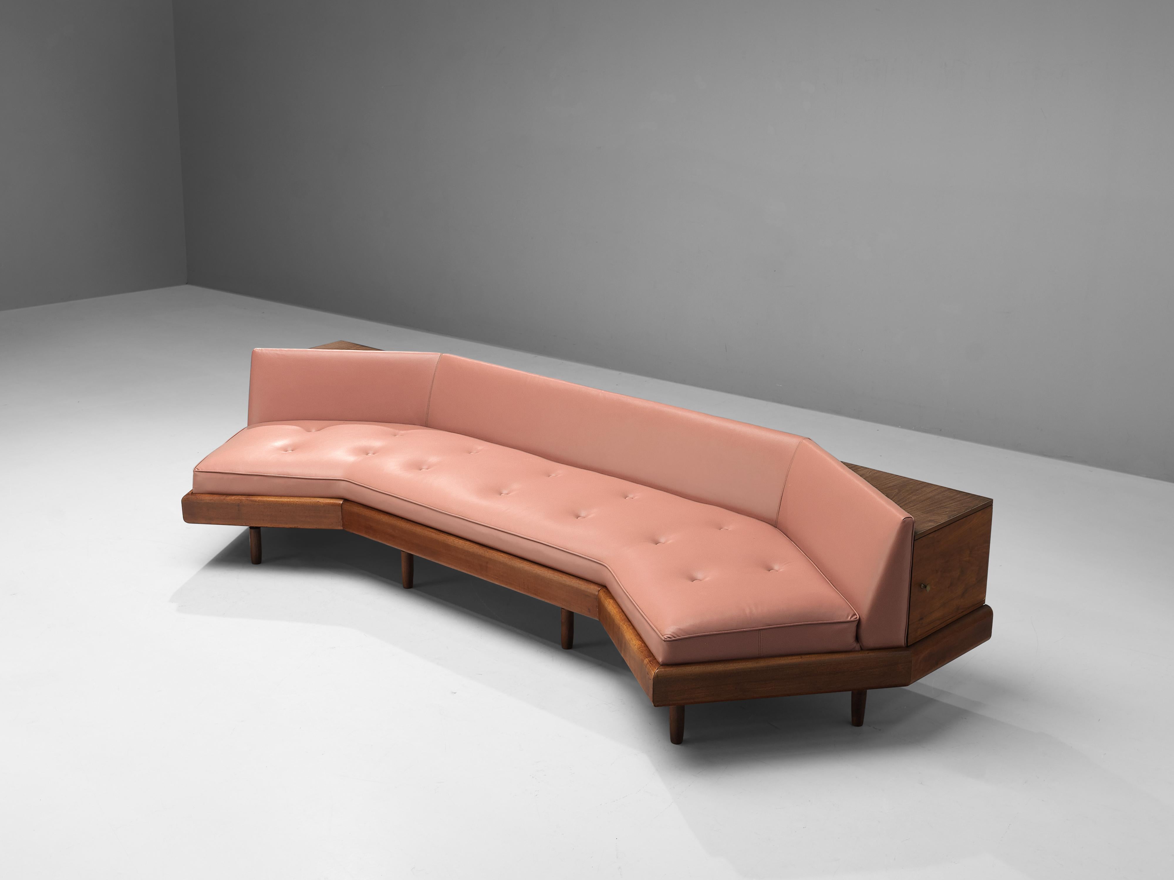 Adrian Pearsall, sofa, walnut, leatherette, United States, 1960s

Beautiful sofa created by the American designer Adrien Pearsall. The sofa has a unique shape with sharp and geometric lines that create an almost monumental look. The American walnut