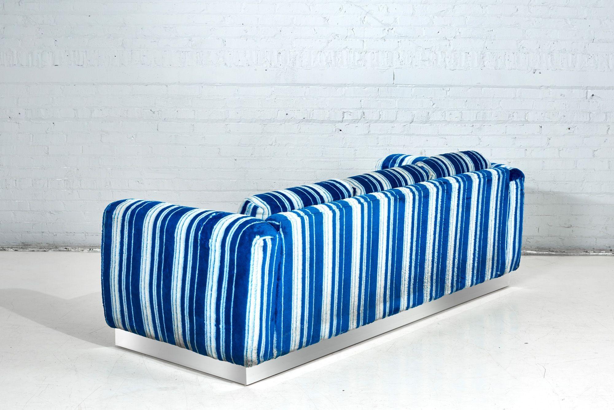 Adrian Pearsall Sofa on Chrome Plinth Base, 1970 In Good Condition For Sale In Chicago, IL