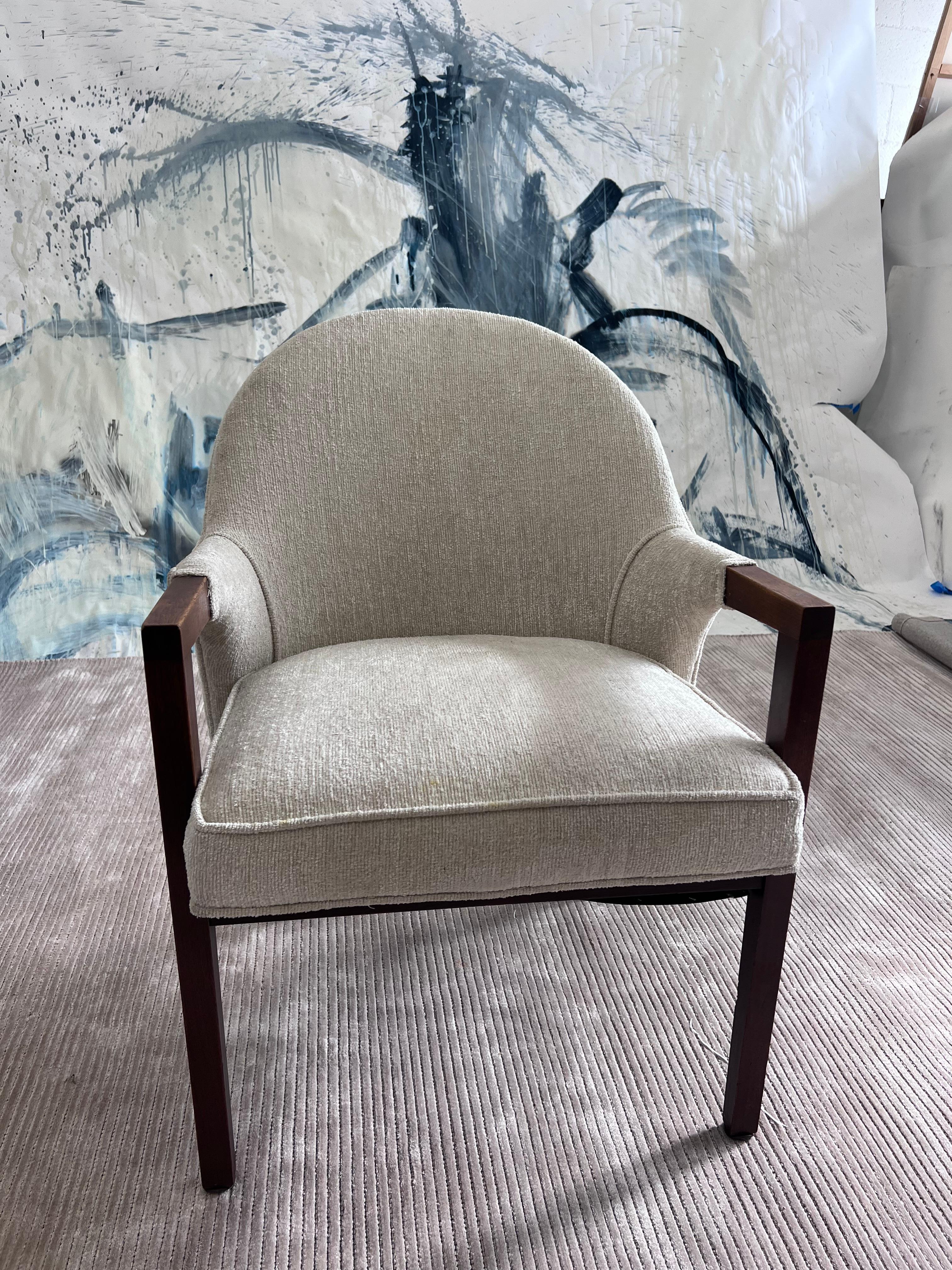 Mid-20th Century Adrian Pearsall style 1960s Walnut and Ivory fabric lounge chair For Sale