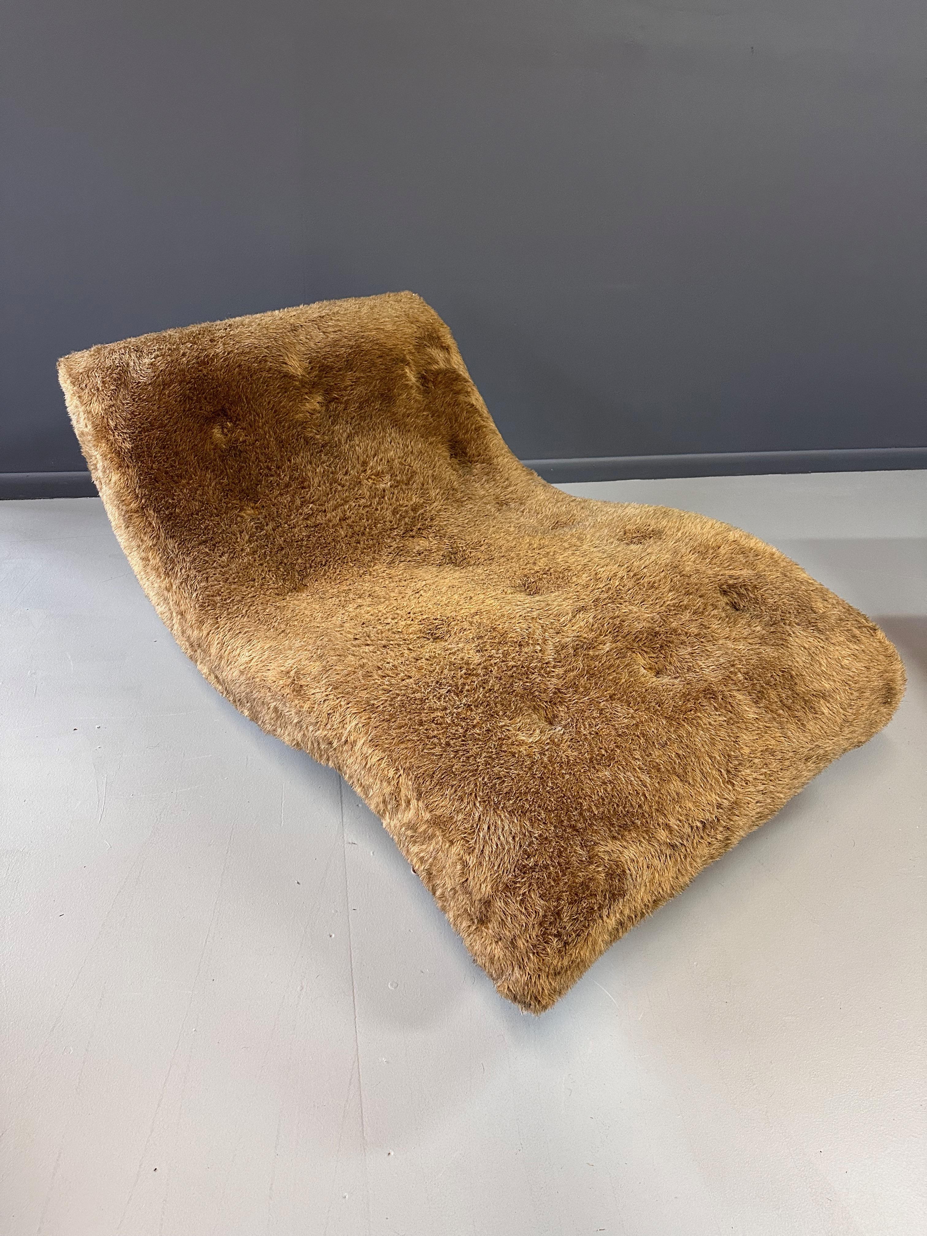 North American Adrian Pearsall Style 1970s Wave Lounge Chair in a Fun Faux Fur Mid Century For Sale