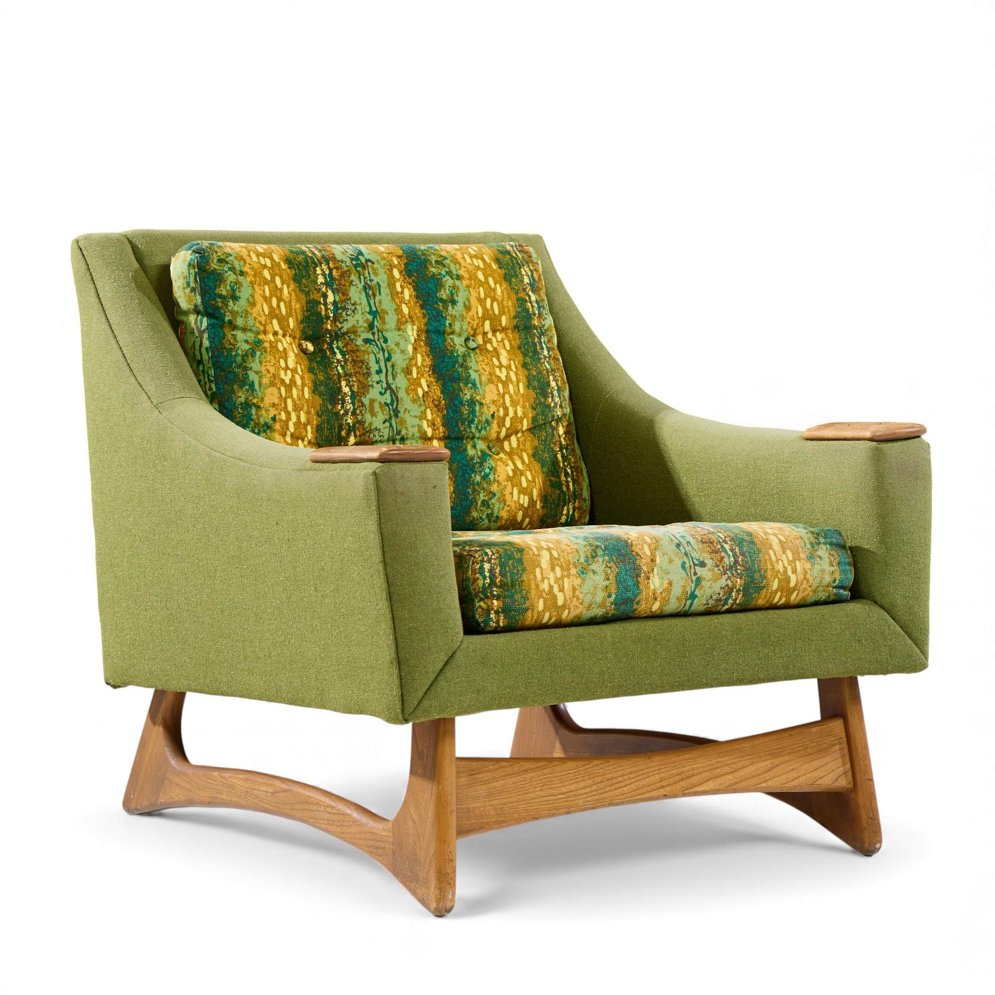 Adrian Pearsall Style Kroehler American Leisure Walnut Lounge Chairs - Pair im Zustand „Gut“ im Angebot in Franklin Park, IL