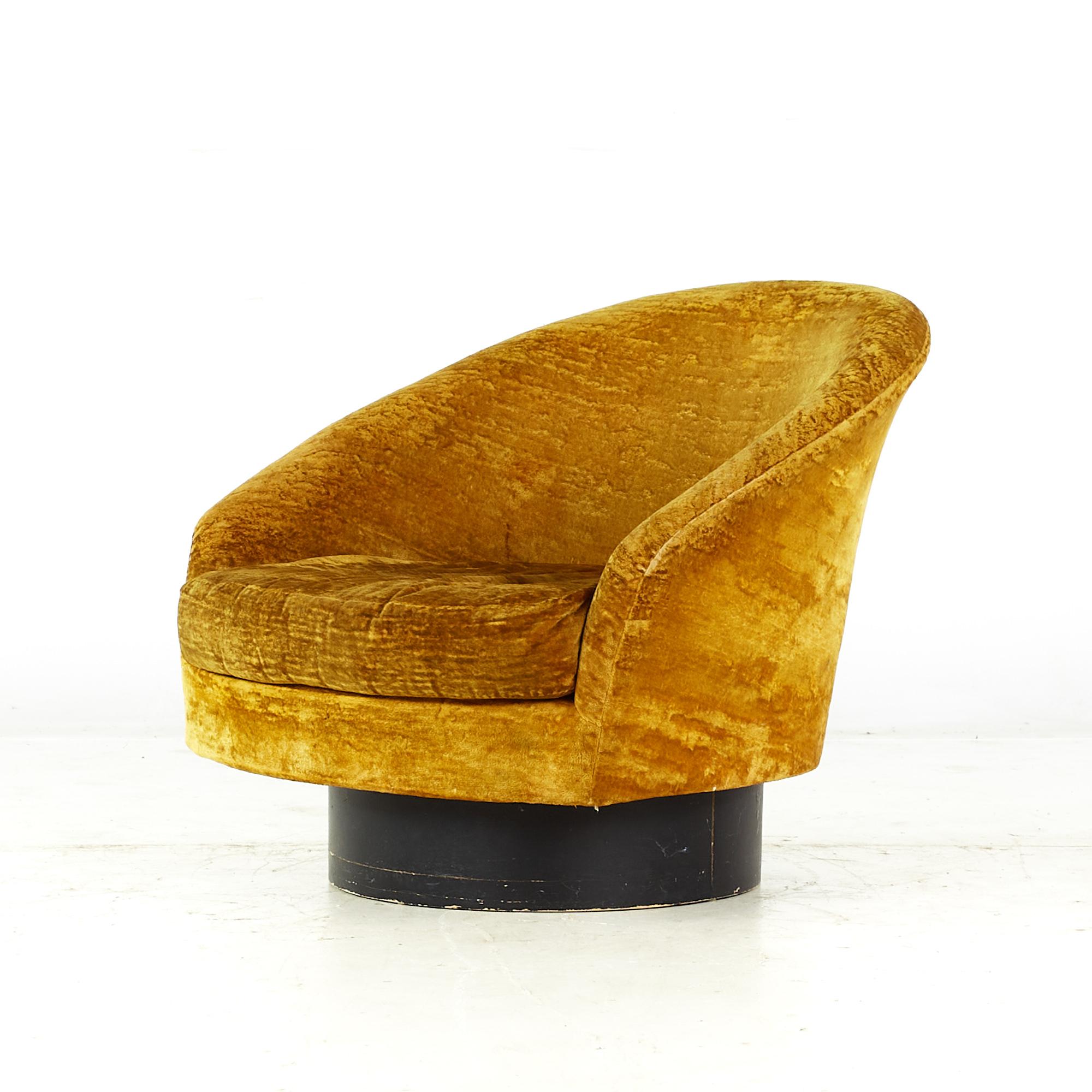 Mid-Century Modern Adrian Pearsall Style Midcentury Gold Swivel Lounge Chair (chaise longue pivotante en or) en vente