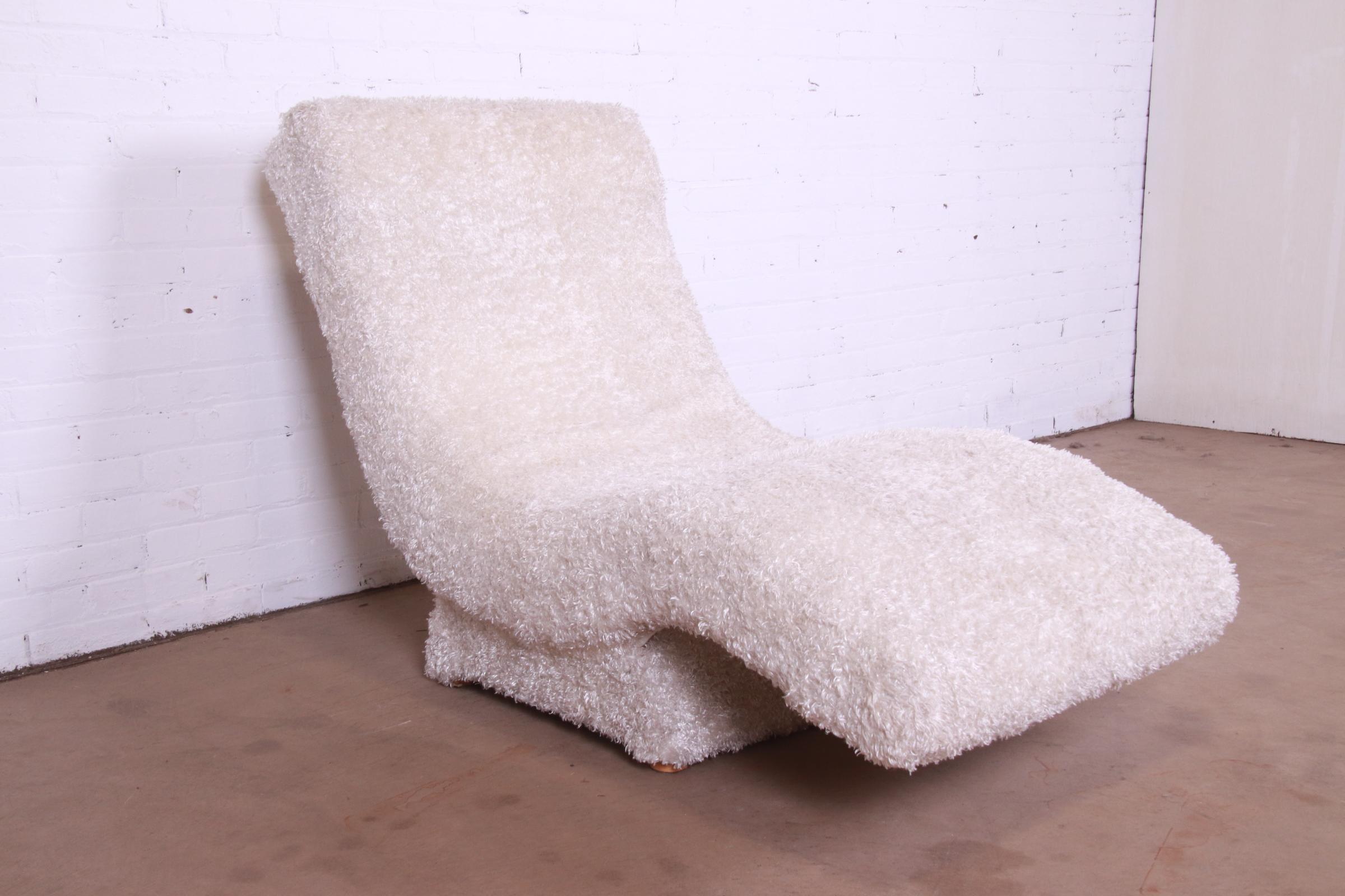 Late 20th Century Adrian Pearsall Style Mid-Century Modern Wave Chaise Lounge, circa 1970s