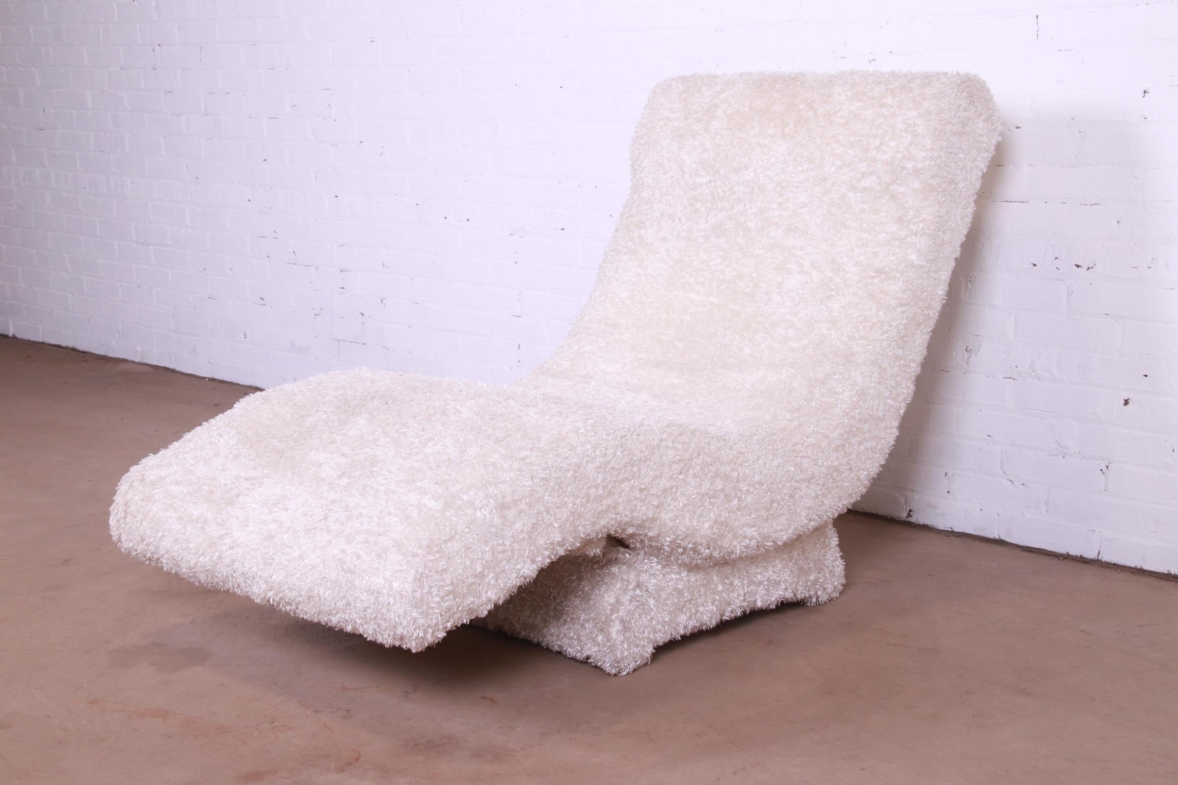 Adrian Pearsall Style Mid-Century Modern Wave Chaise Lounge, circa 1970s 2