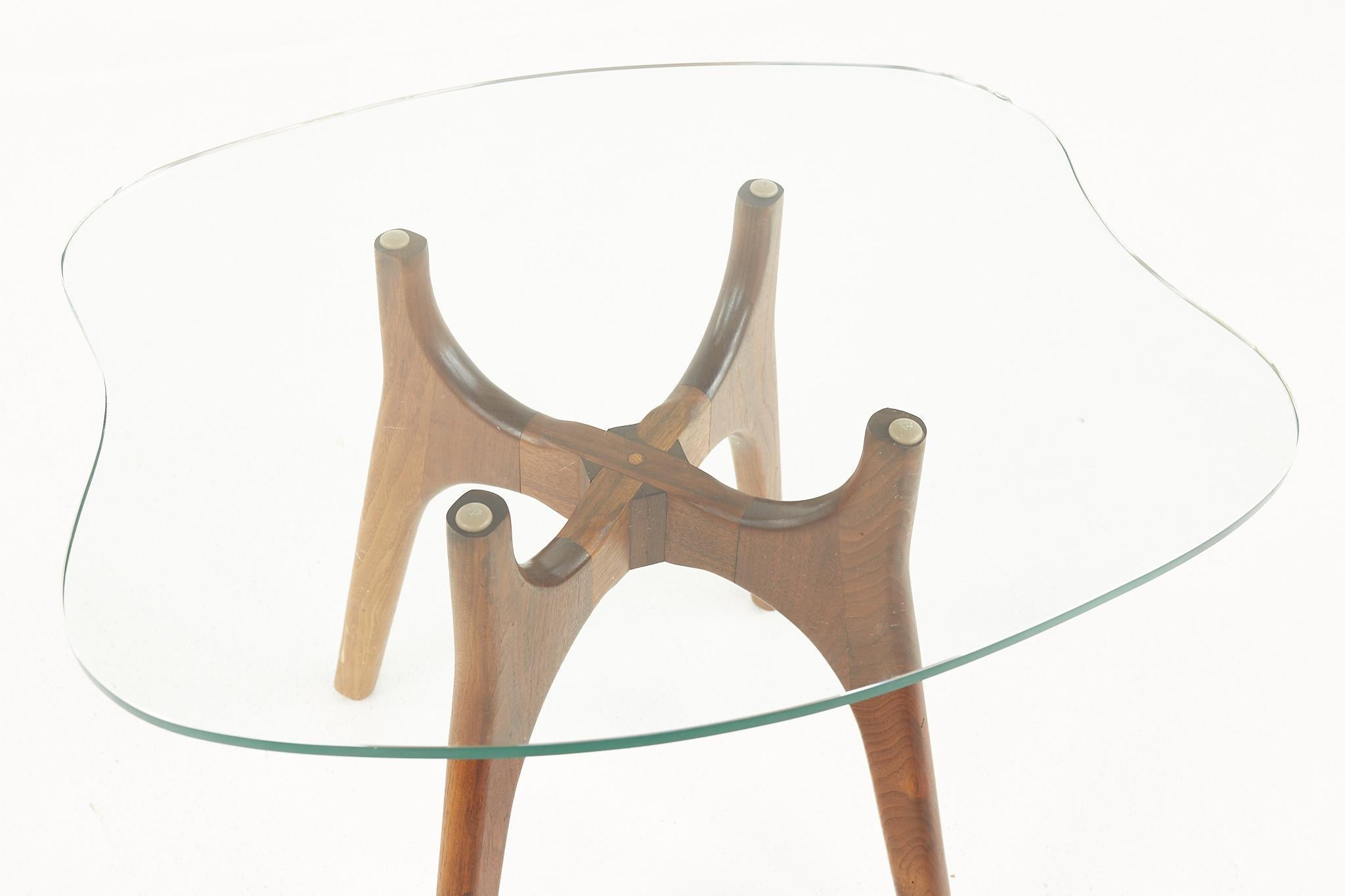 Adrian Pearsall Style Mid Century Walnut and Glass Stingray End Tables, a Pair For Sale 2