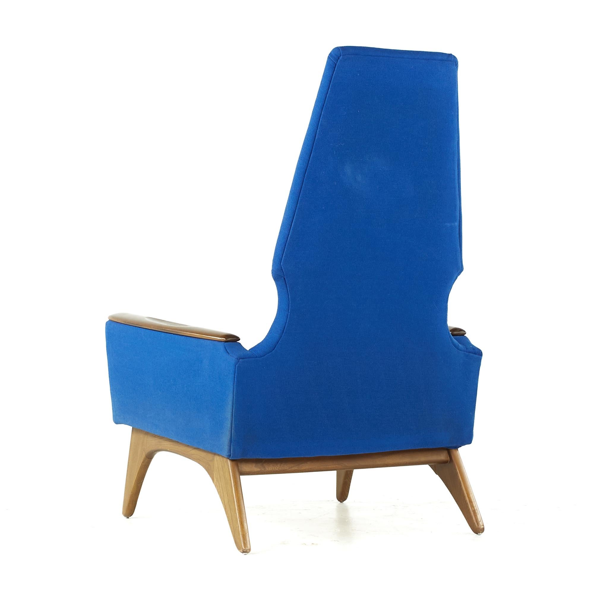 Late 20th Century Adrian Pearsall Style Mid Century Walnut Lounge Chair For Sale