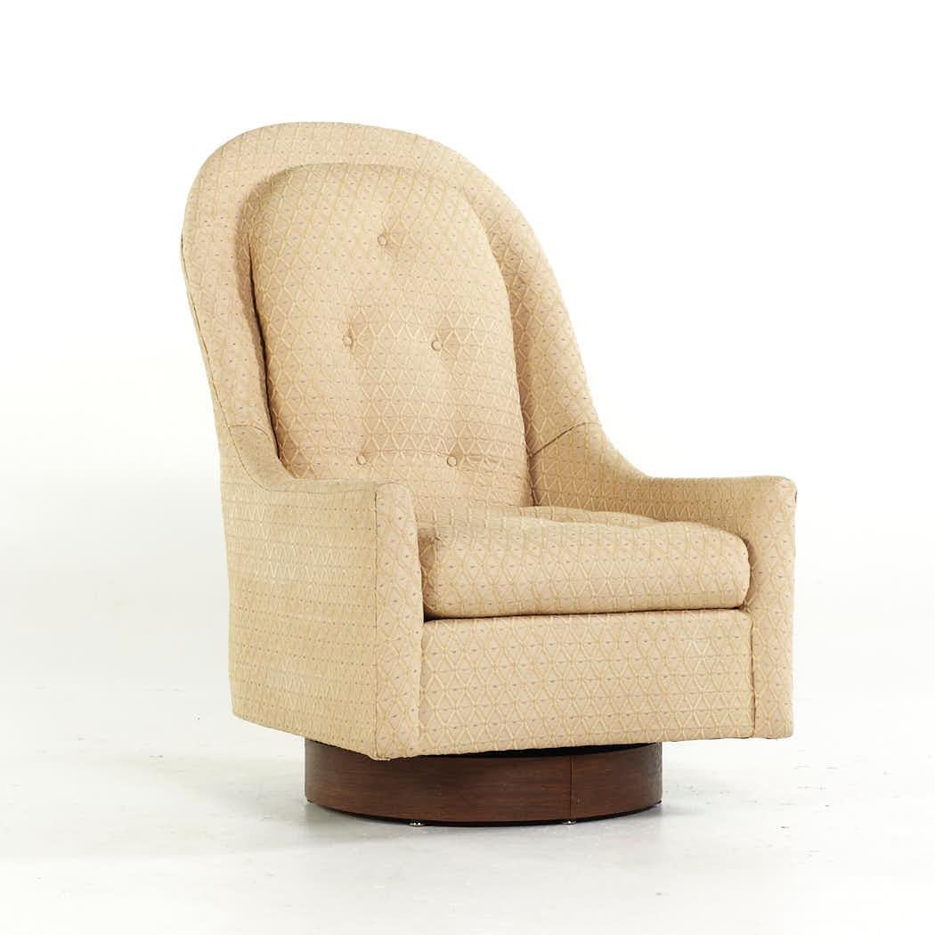 Silla de salón giratoria de nogal estilo Adrian Pearsall de mediados de siglo - Pareja Estadounidense en venta