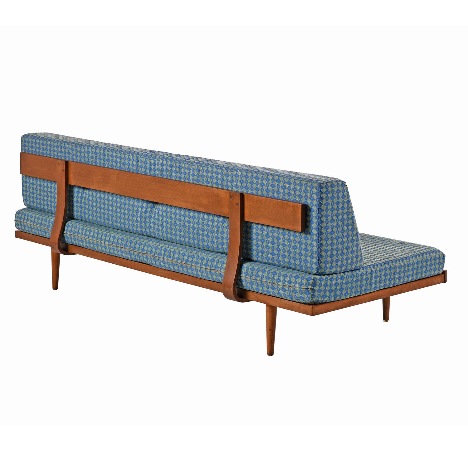 Adrian Pearsall Style Tufted Daybed Sofa Couch, Midcentury Danish Modern In Excellent Condition In Chattanooga, TN