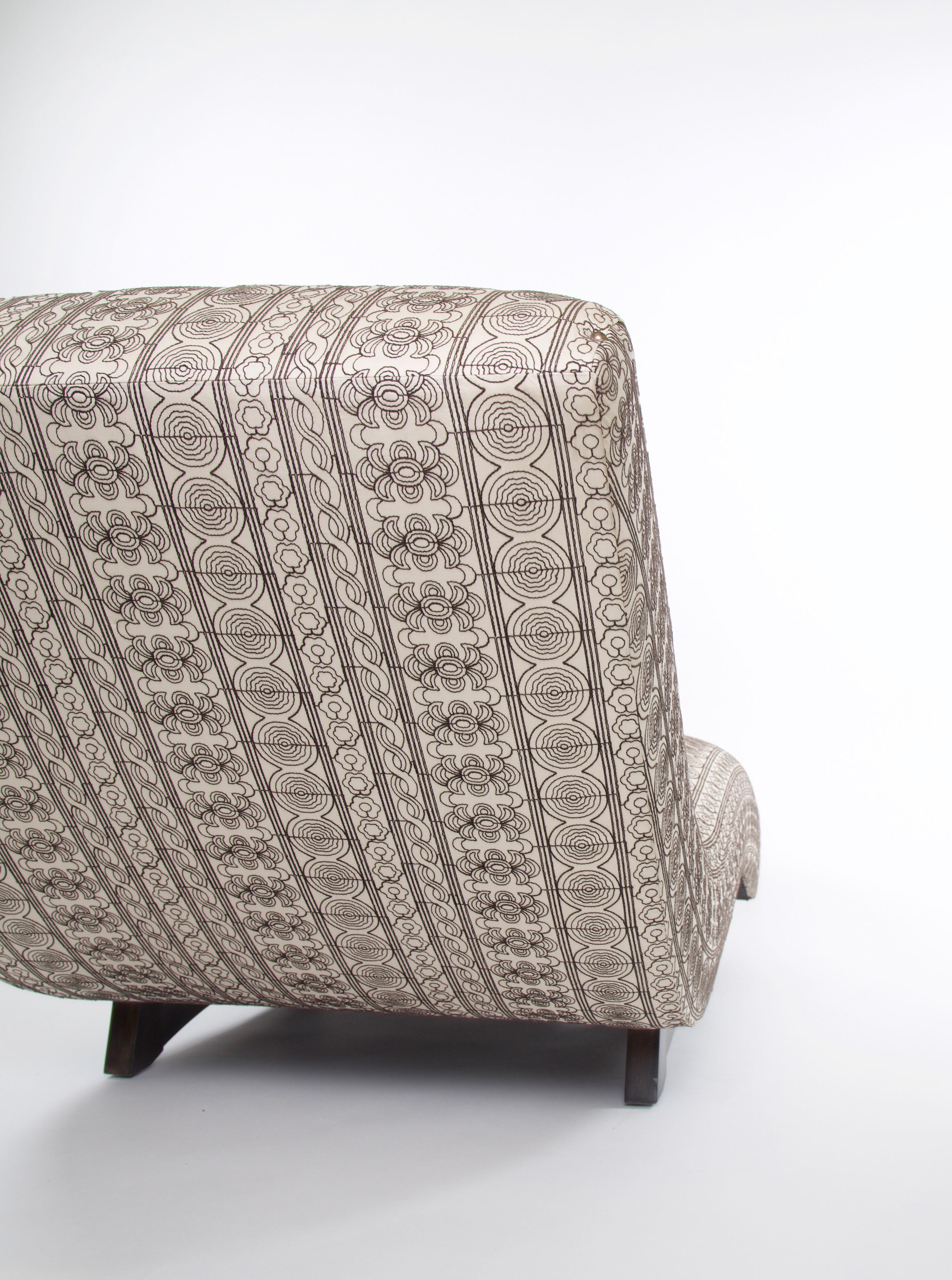 Fabric Adrian Pearsall Style Wave Lounge