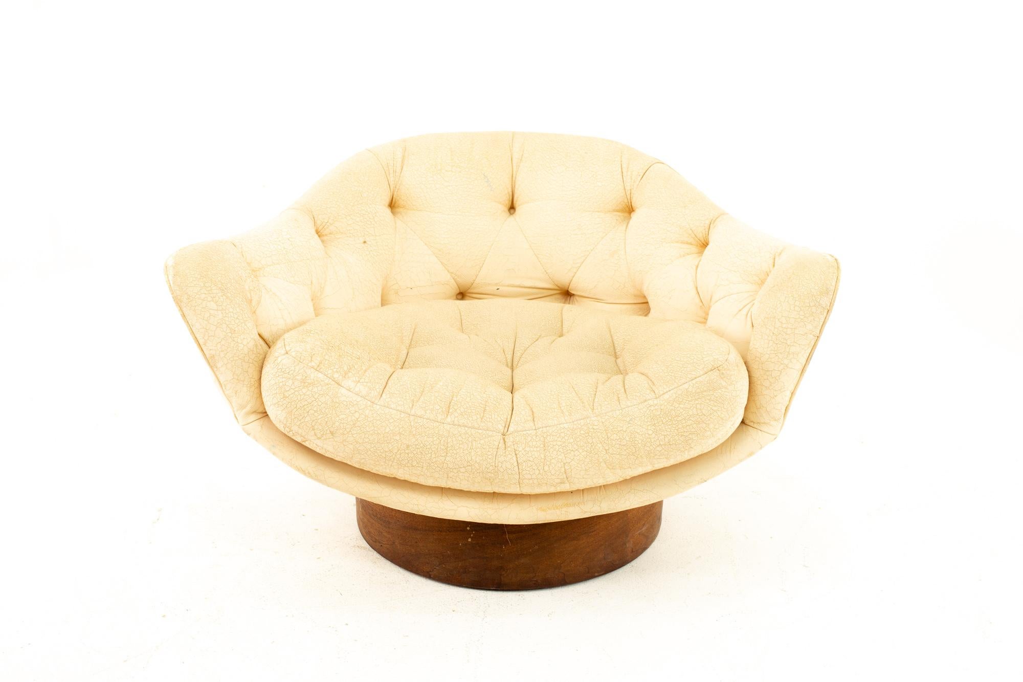 Mid-Century Modern Adrian Pearsall Style Wieland Furniture Company Walnut Upholstered Lounge Chair