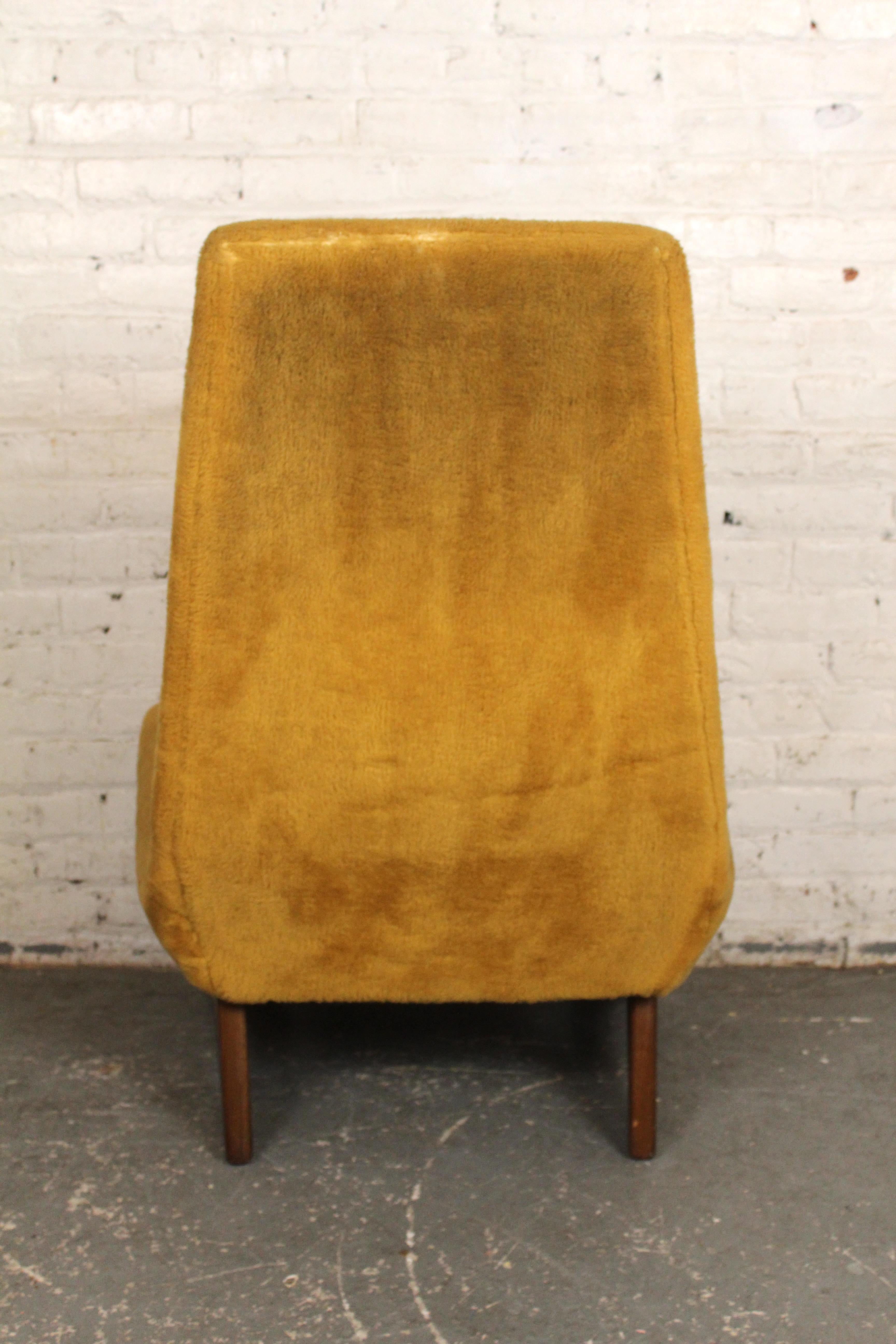 Silla de estilo Adrian Pearsall siglo XX en venta