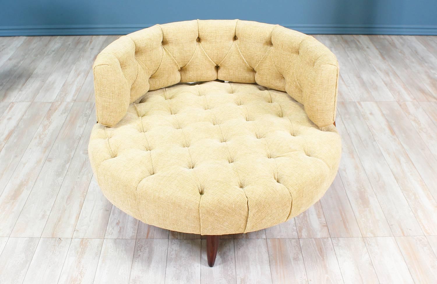 Adrian Pearsall Swivel Tufted Chair for Craft Associates In Excellent Condition In Los Angeles, CA