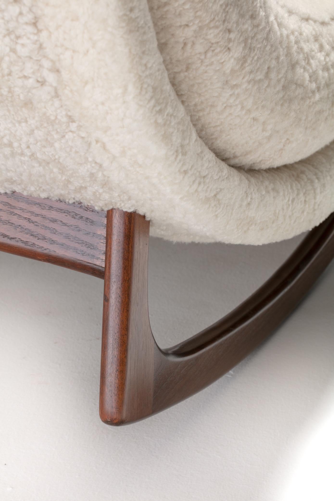 Adrian Pearsall Waive Chaise Rocker Lounge in Ivory Shearling with Walnut Legs 4