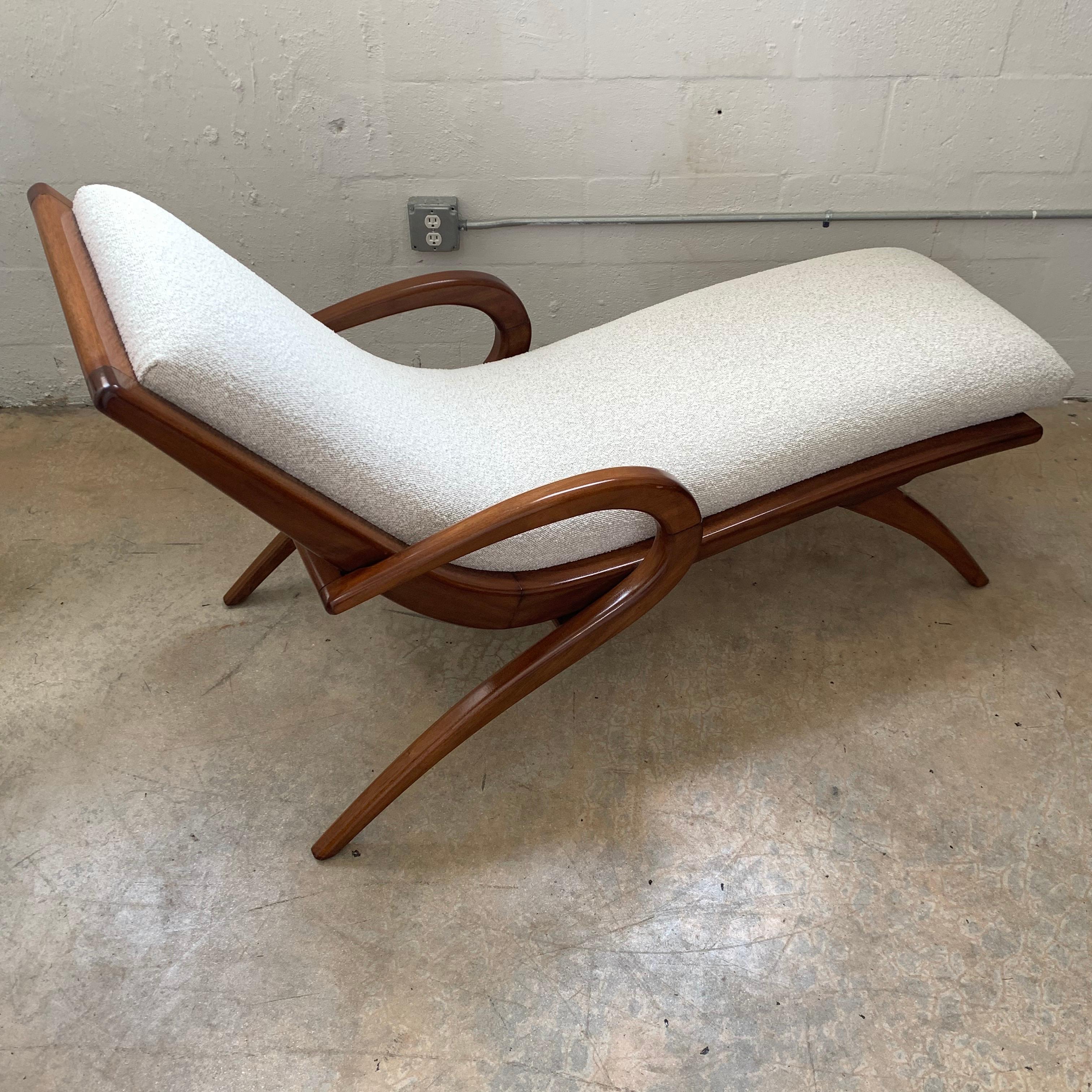 American Adrian Pearsall Walnut and Boucle Wave Chaise Lounge, USA, 1960s