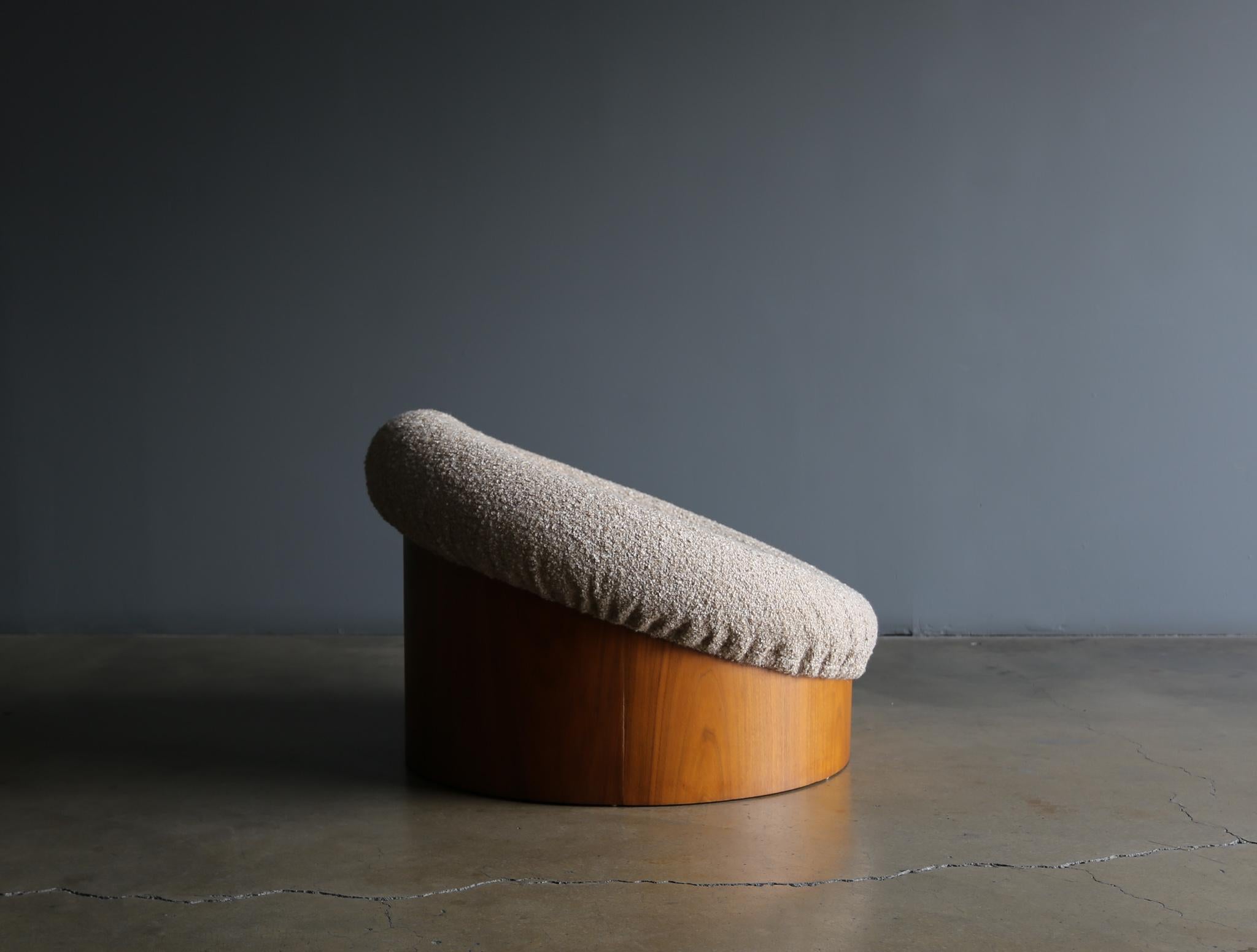 Adrian Pearsall Walnut Drum Chair for Craft Associates, circa 1970 In Good Condition In San Juan Capistrano, CA
