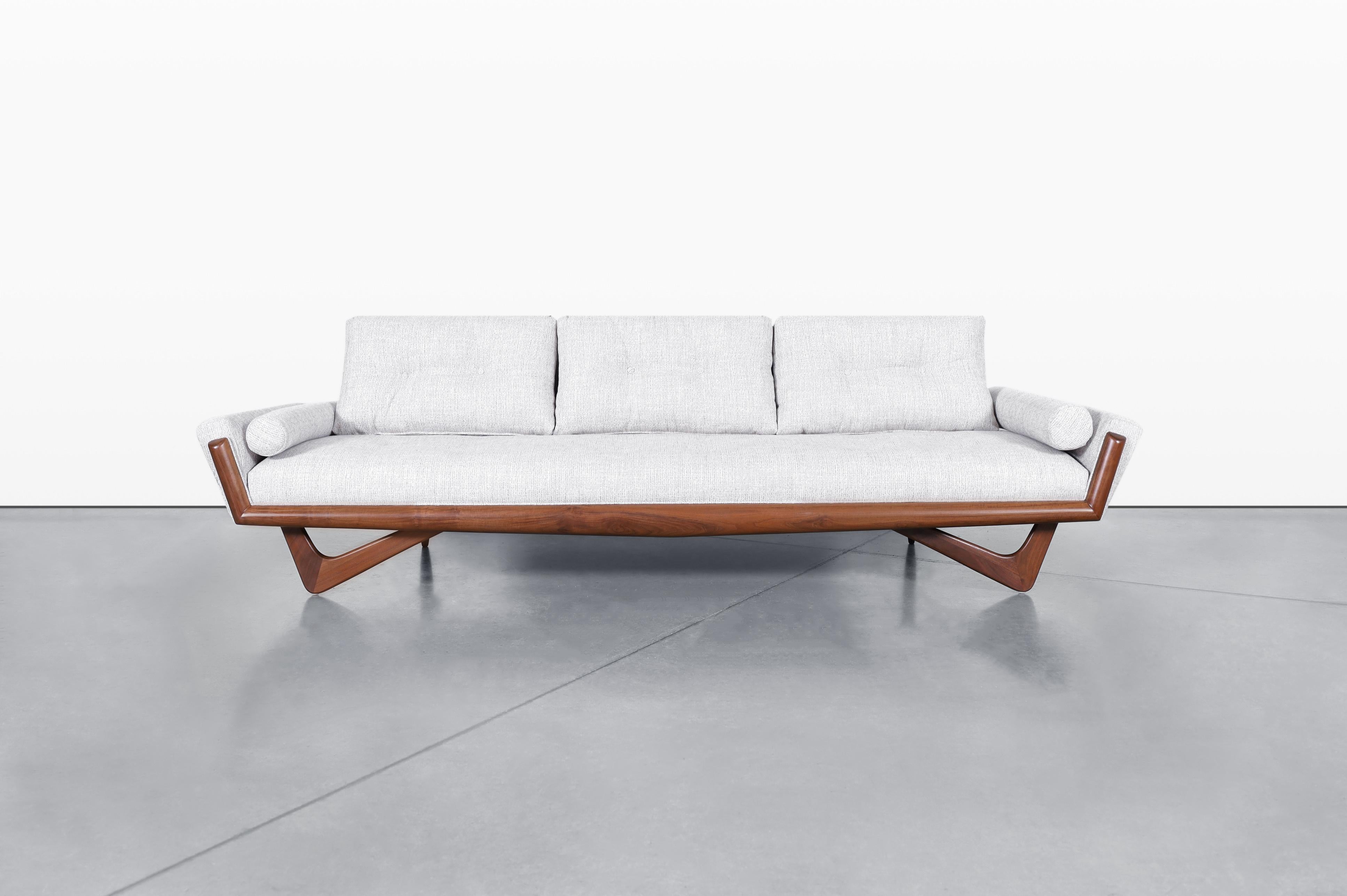 Mid-20th Century Adrian Pearsall Walnut “Gondola” Sofa for Craft Associates For Sale