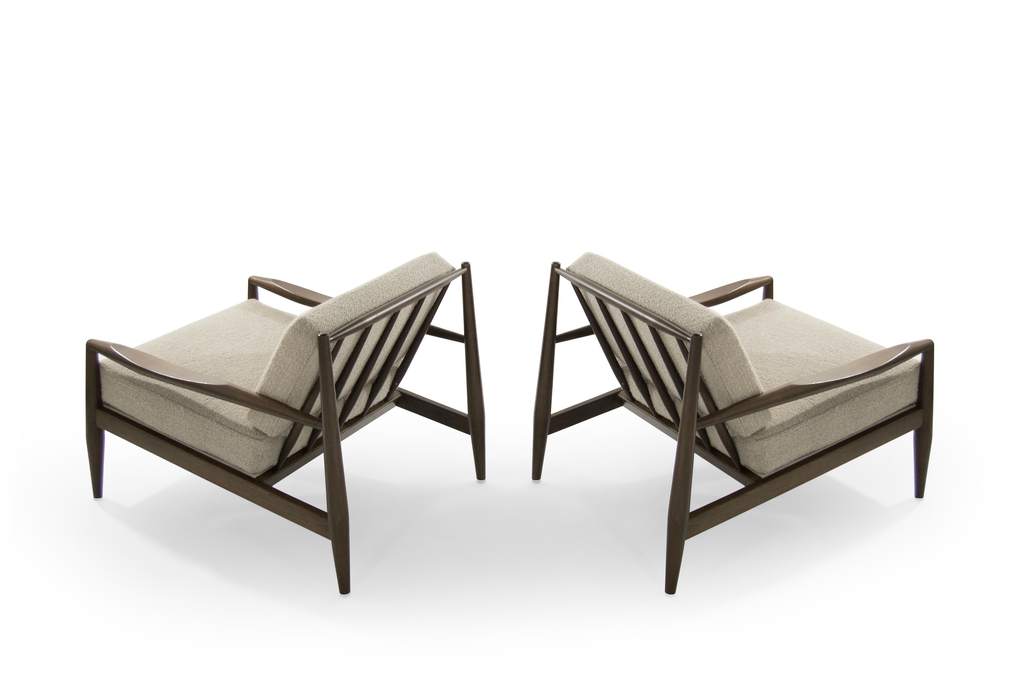 Adrian Pearsall Walnut Lounge Chairs, Model 834-C, circa 1950s In Excellent Condition In Westport, CT