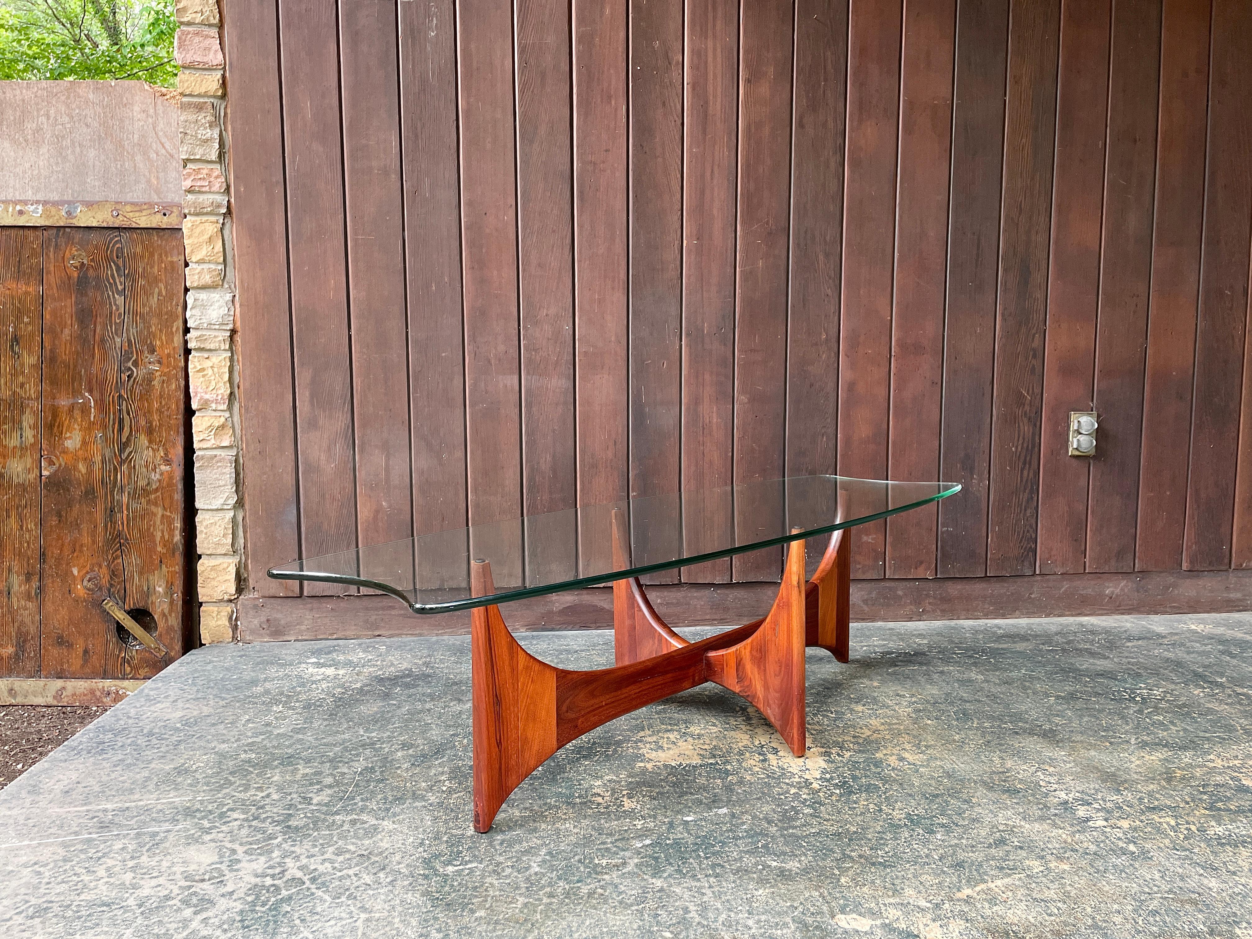 Adrian Pearsall Walnut Stingray Glass Coffee Table 1960s Mid-Century Rare Design In Fair Condition For Sale In Hyattsville, MD