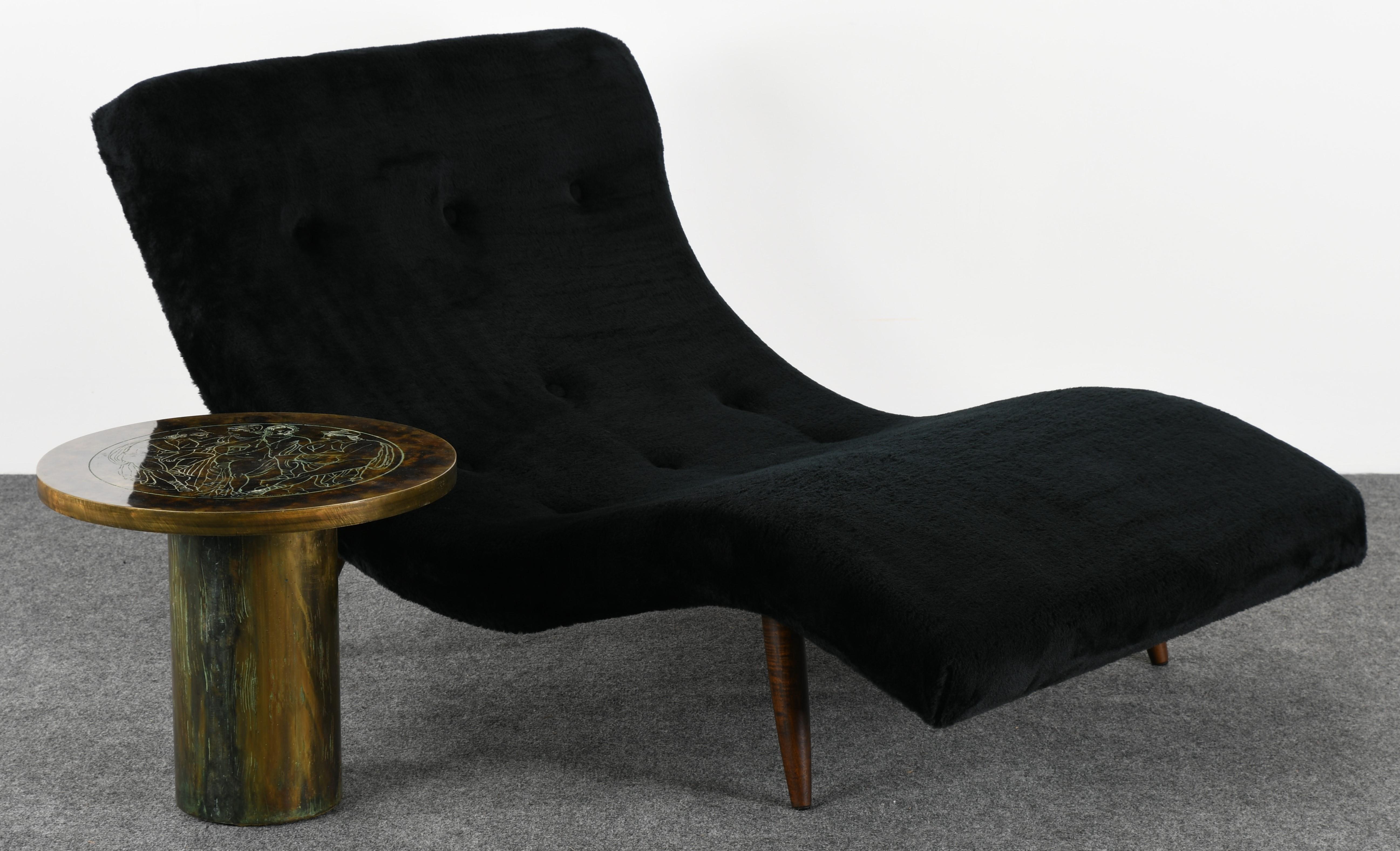 A stylish and comfortable Mid-Century Modern chaise lounge by Adrian Pearsall for Craft Associates Inc. The Philip and Kelvin Lavern Side table is used for scale and is not included in the price, however, available in another listing. Good condition