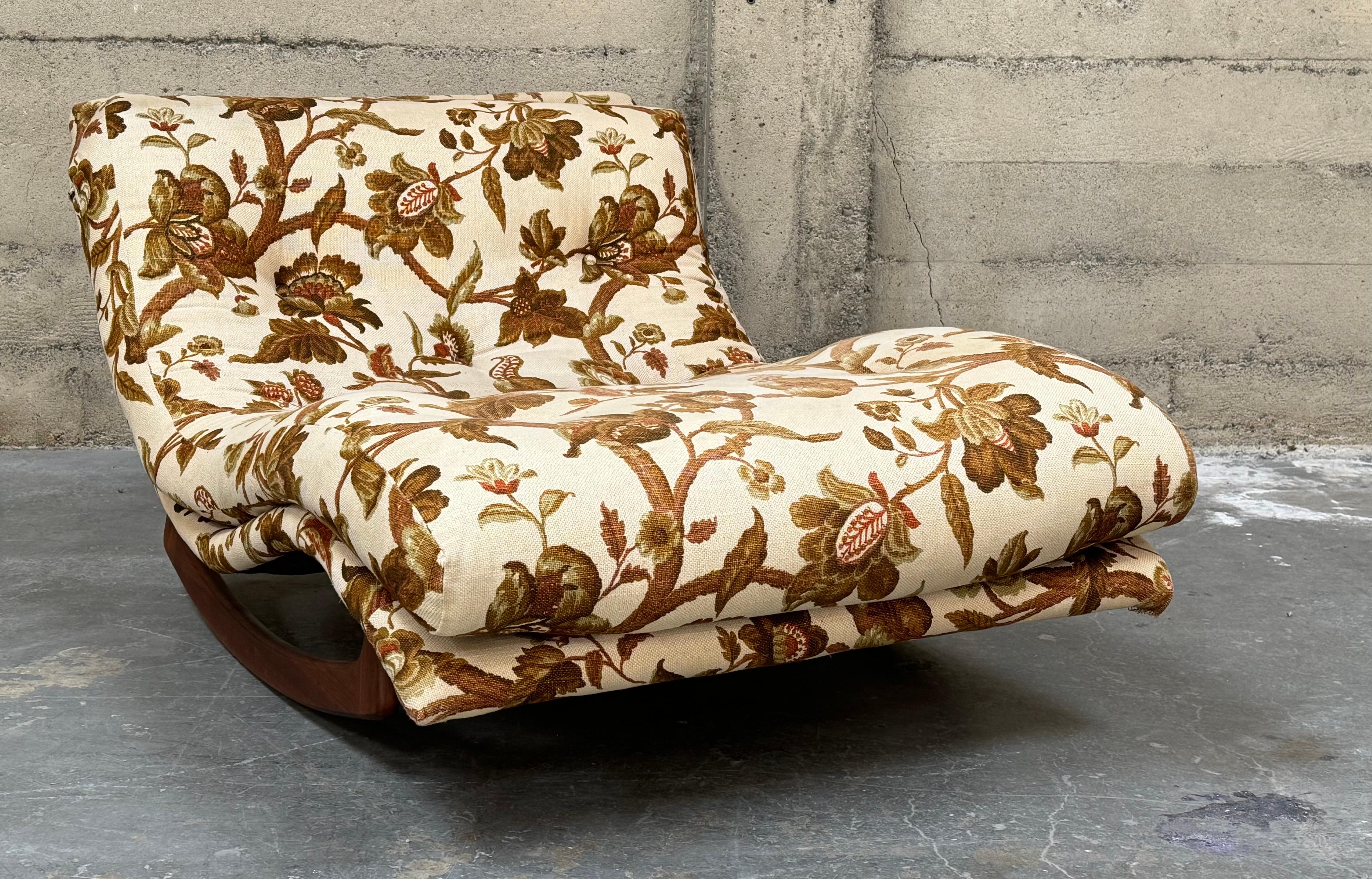 Hand-Crafted Adrian Pearsall Wave Chaise