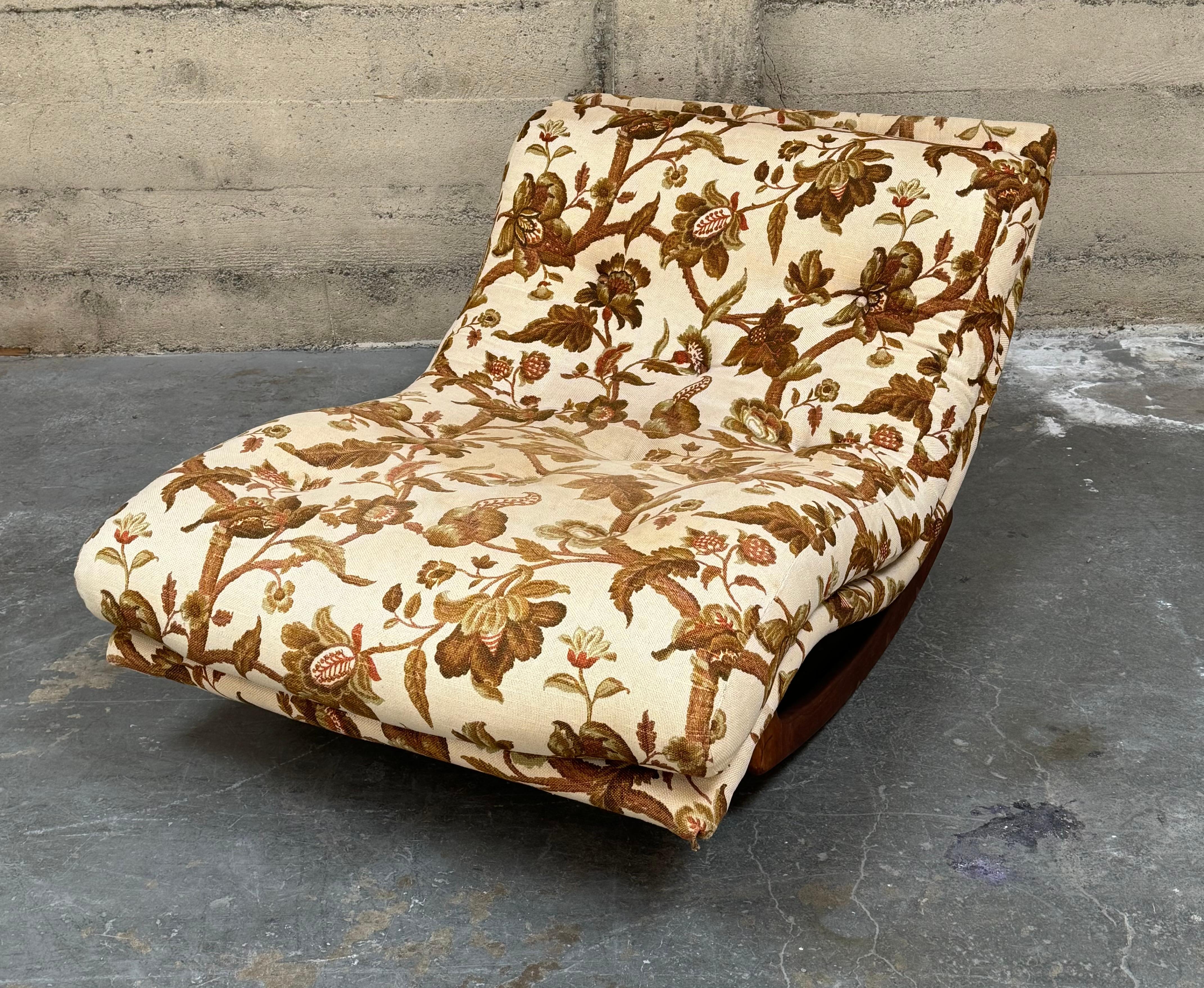 Adrian Pearsall Wave Chaise In Fair Condition In Oakland, CA