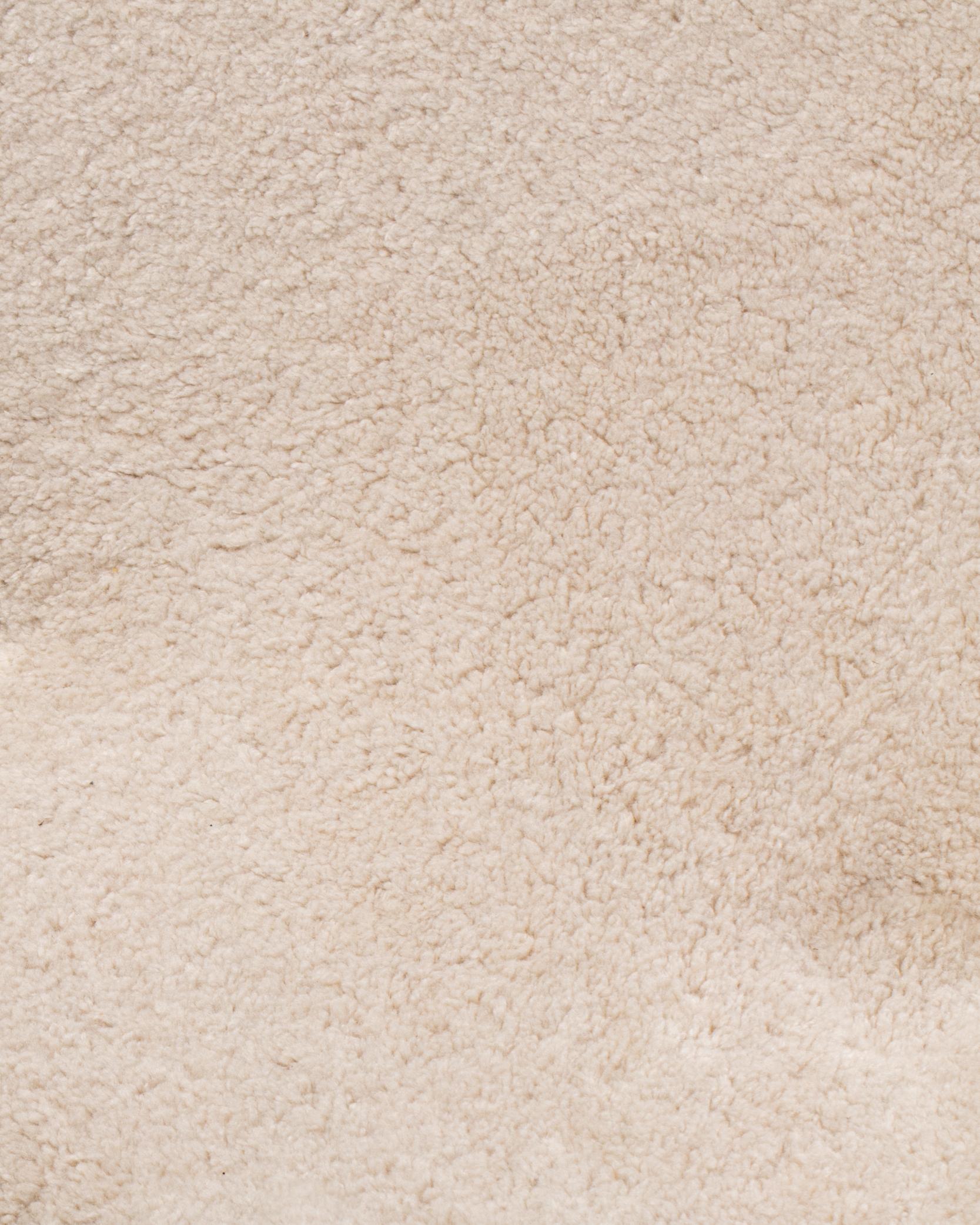Adrian Pearsall Wave Lounge in finto shearling Vanilla Bean su gambe in noce in vendita 8