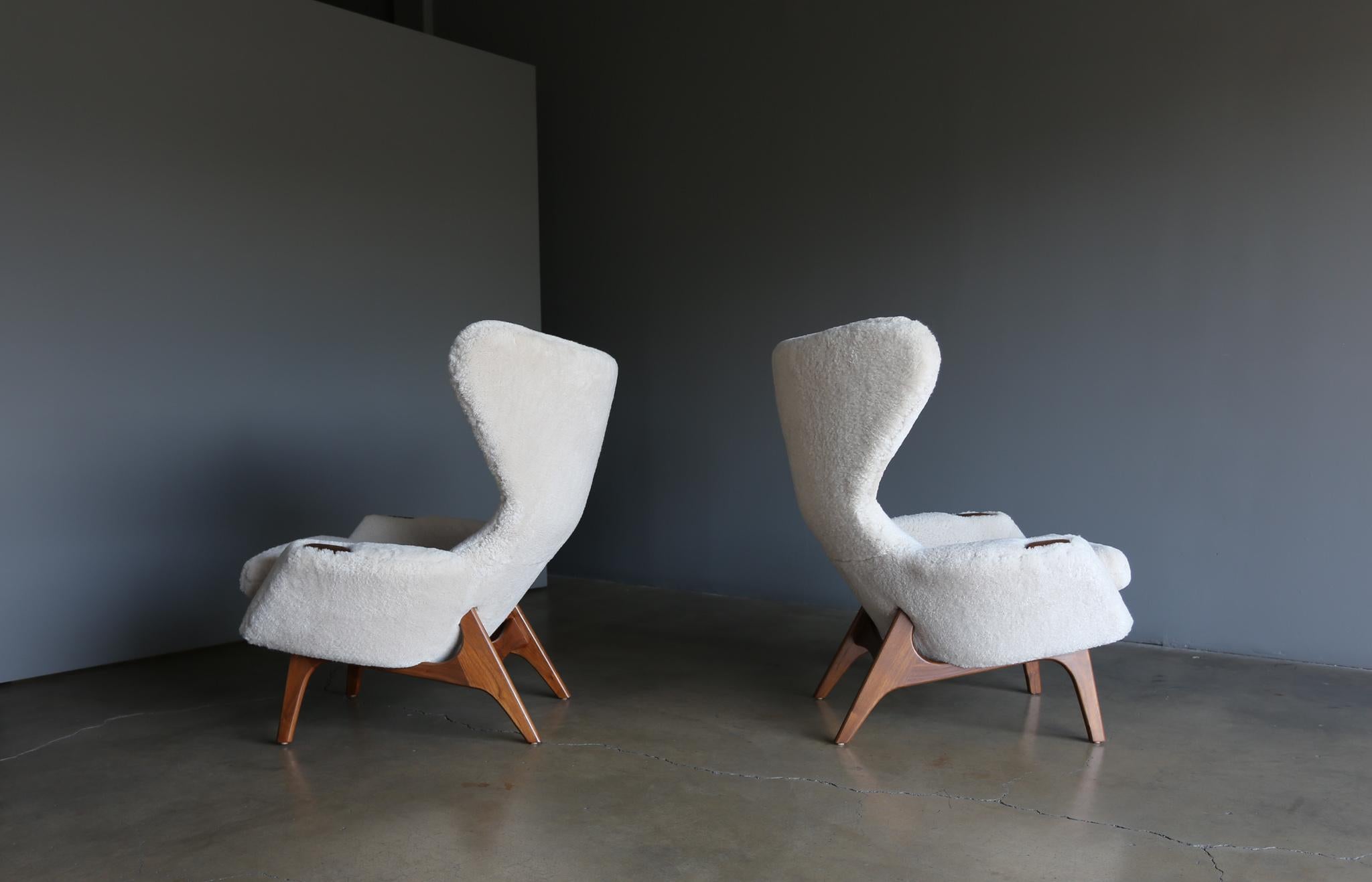 Adrian Pearsall Wing High Back Chairs for Craft Associates, circa 1965 7