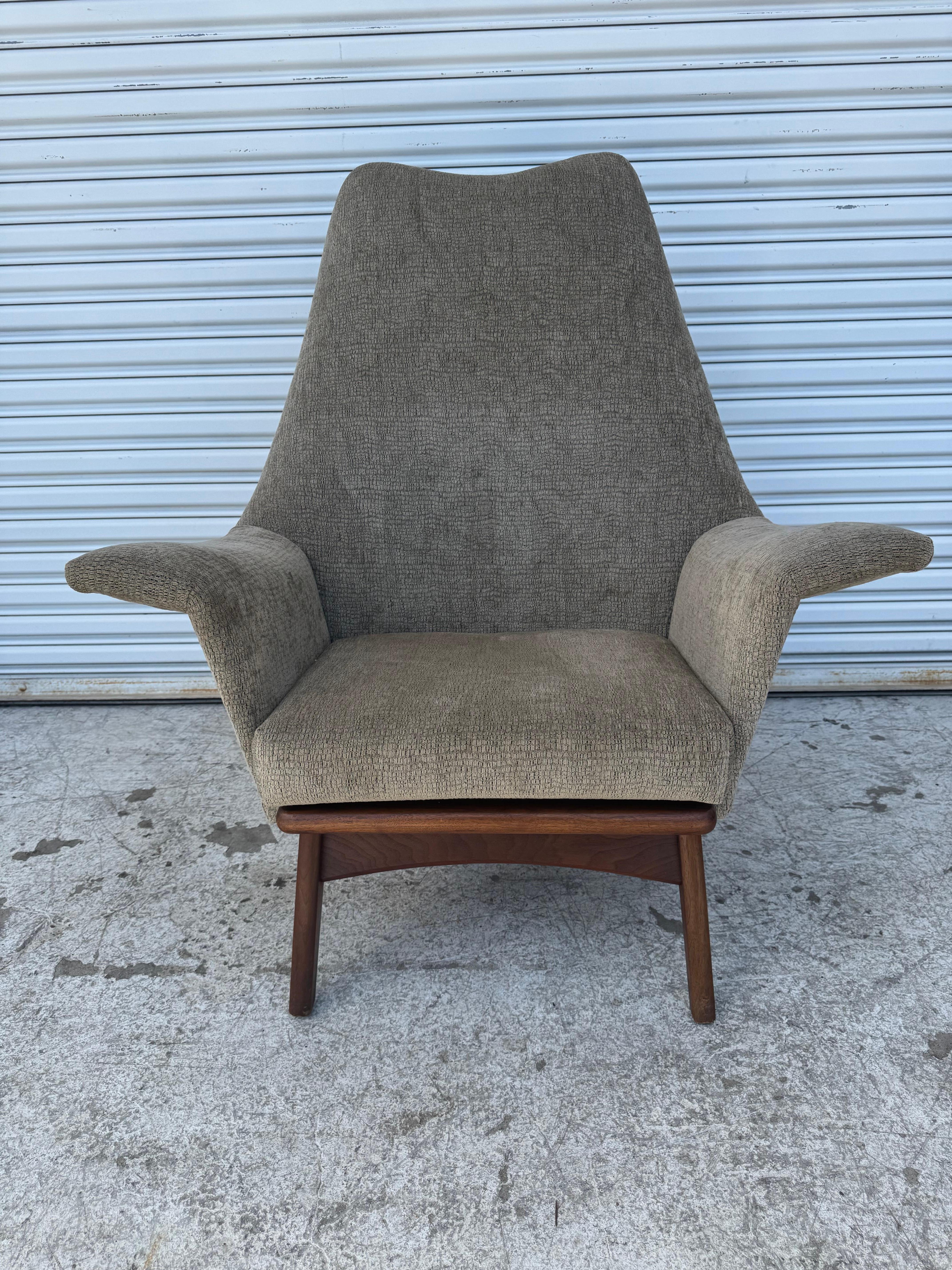 Mid-Century Modern Adrian Pearsall Wingback Lounge Chair Model !611-c en vente