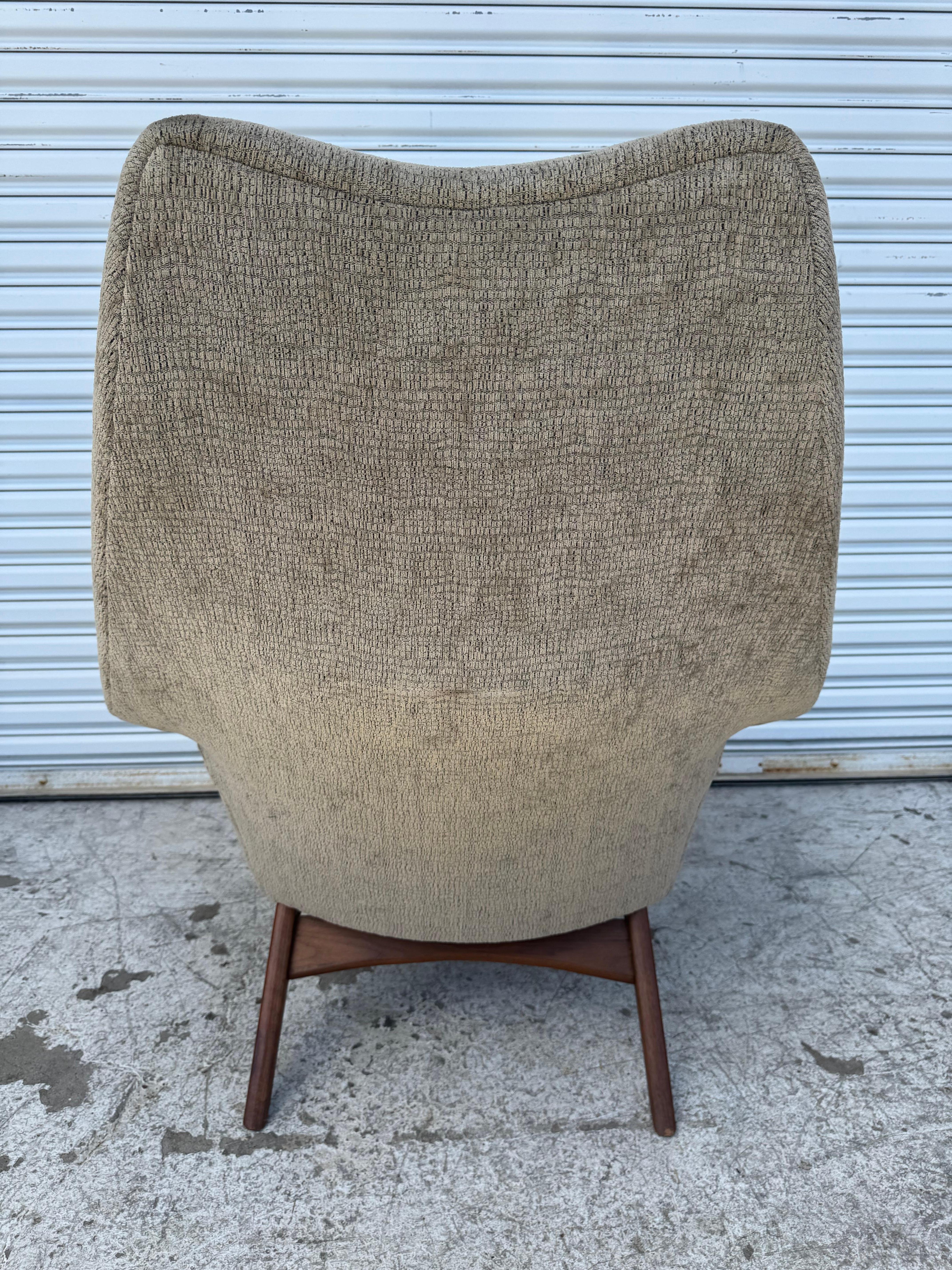 Adrian Pearsall Wingback Lounge Chair Model !611-c en vente 2