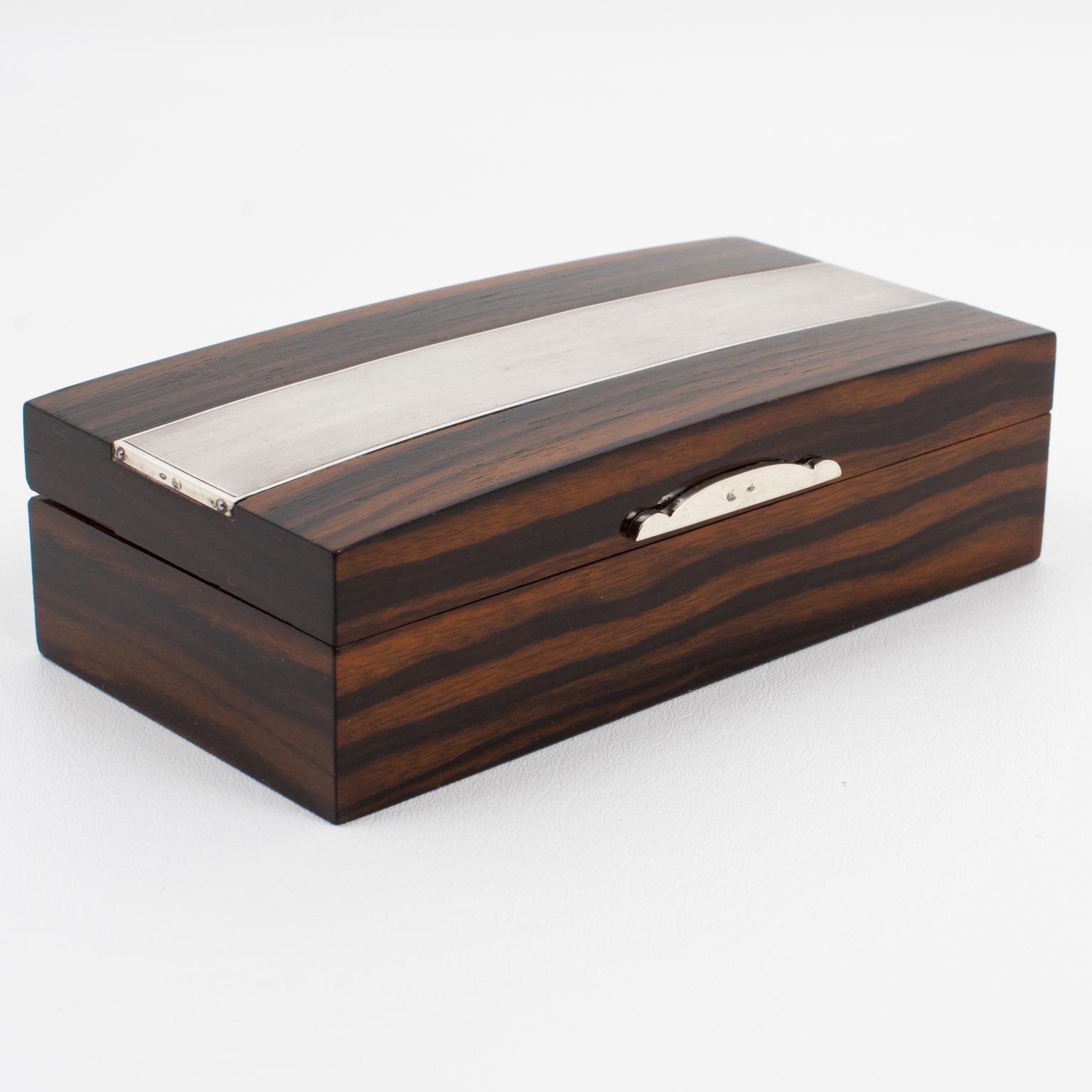 Caja de plata de ley y madera de macasar Adriana Binazzi, años 30 mediados del siglo XX en venta
