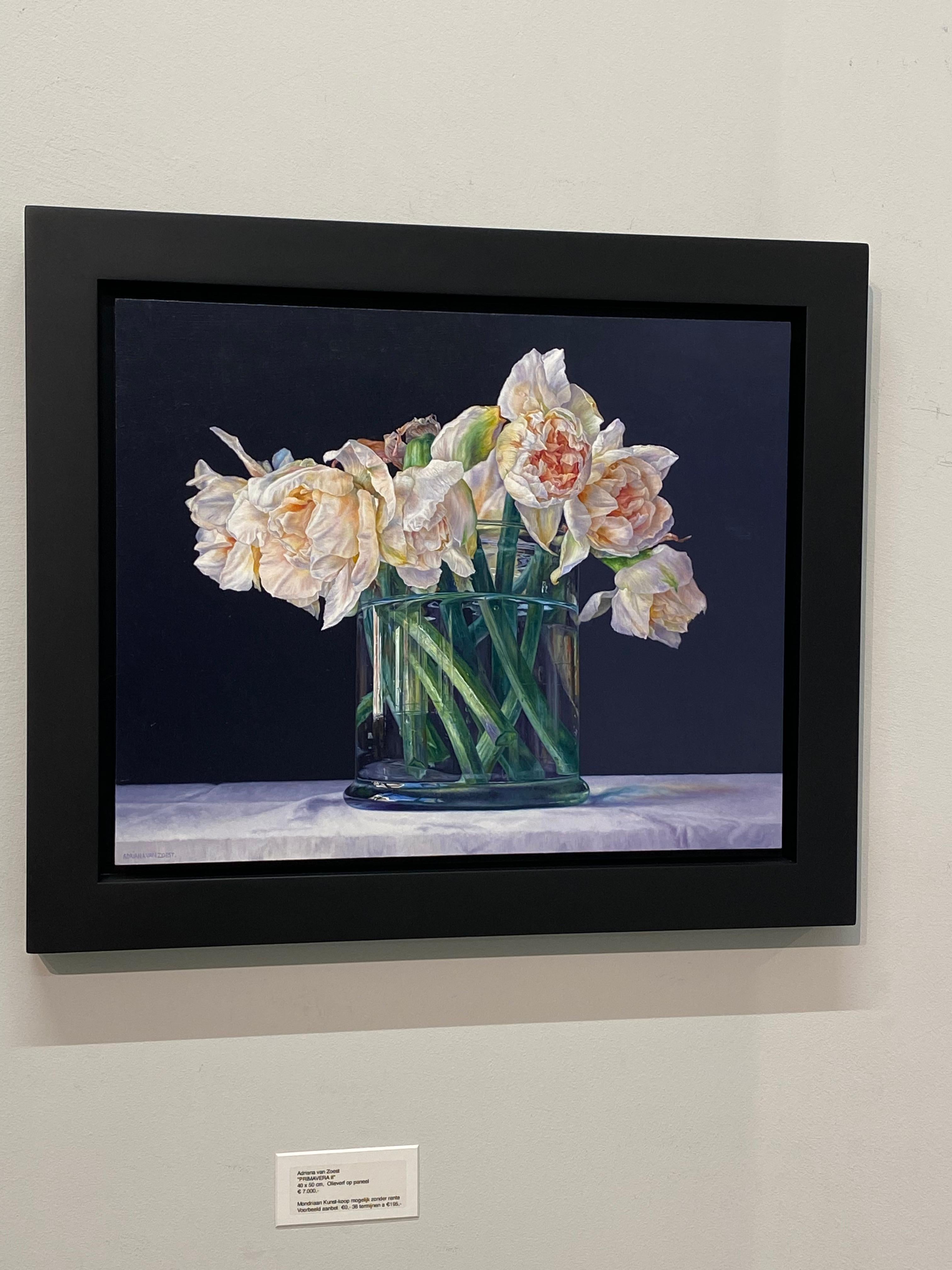Primavera II- 21st Century Contemporary Dutch Still-life of Flowers - Painting by Adriana van Zoest