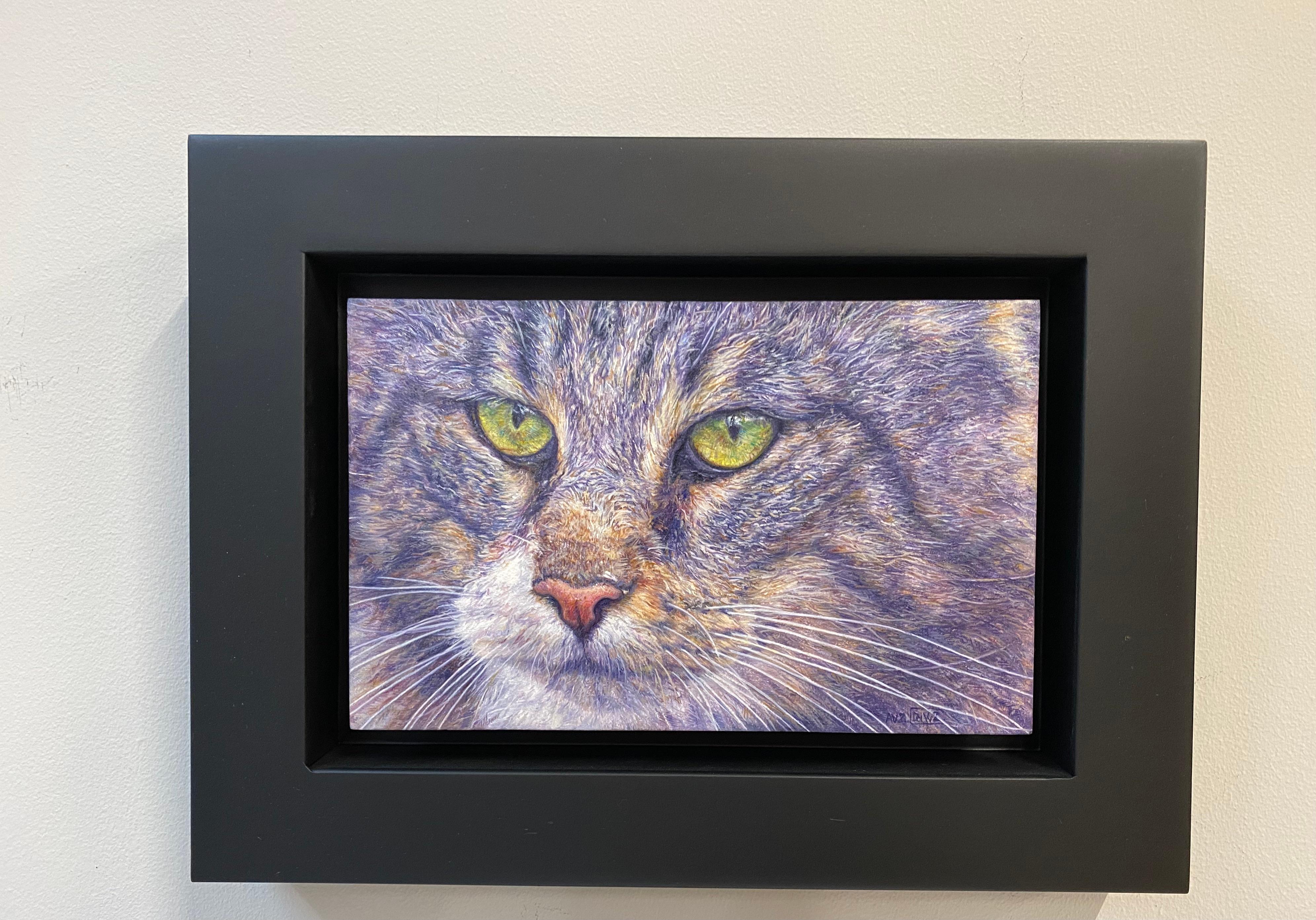 The Neighbourhood Cat II- 21st Century Contemporary  Animal Portraitpainting  - Painting by Adriana van Zoest