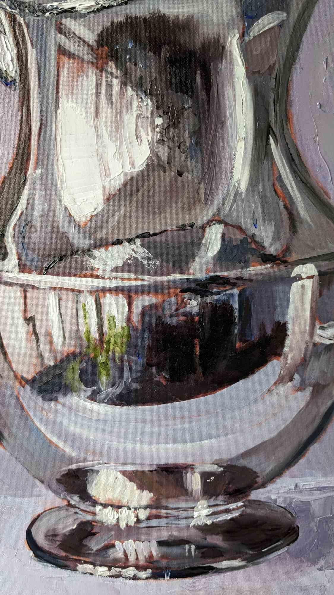 Teekanne – Ölfarbe von Adriano Bernetti Da Vila – 2024 (Grau), Figurative Painting, von Adriano Bernetti da Vila