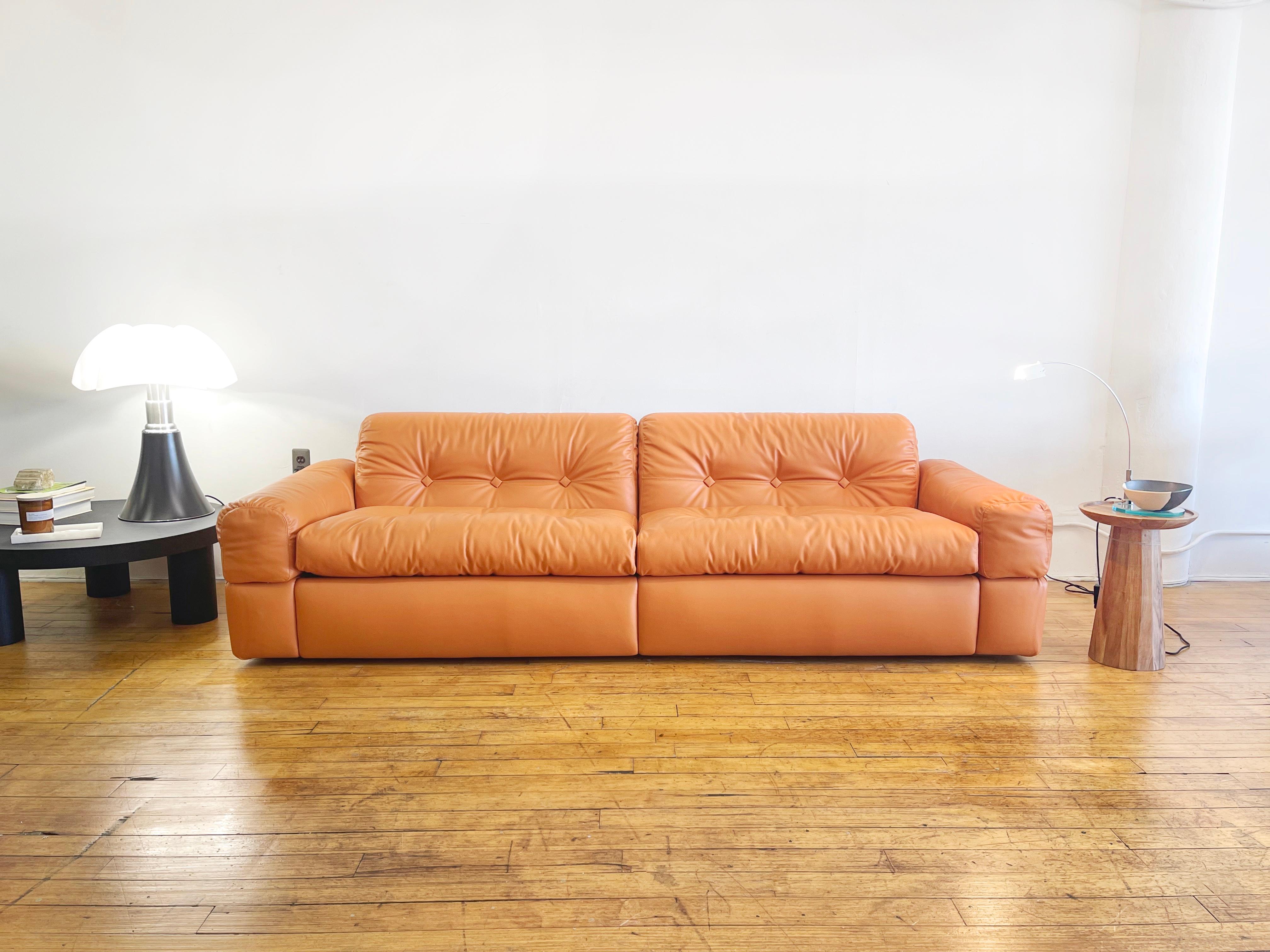 Adriano Piazzesi 1970s Sofa Newly Upholstered with Copper Brown Italian Leather For Sale 7