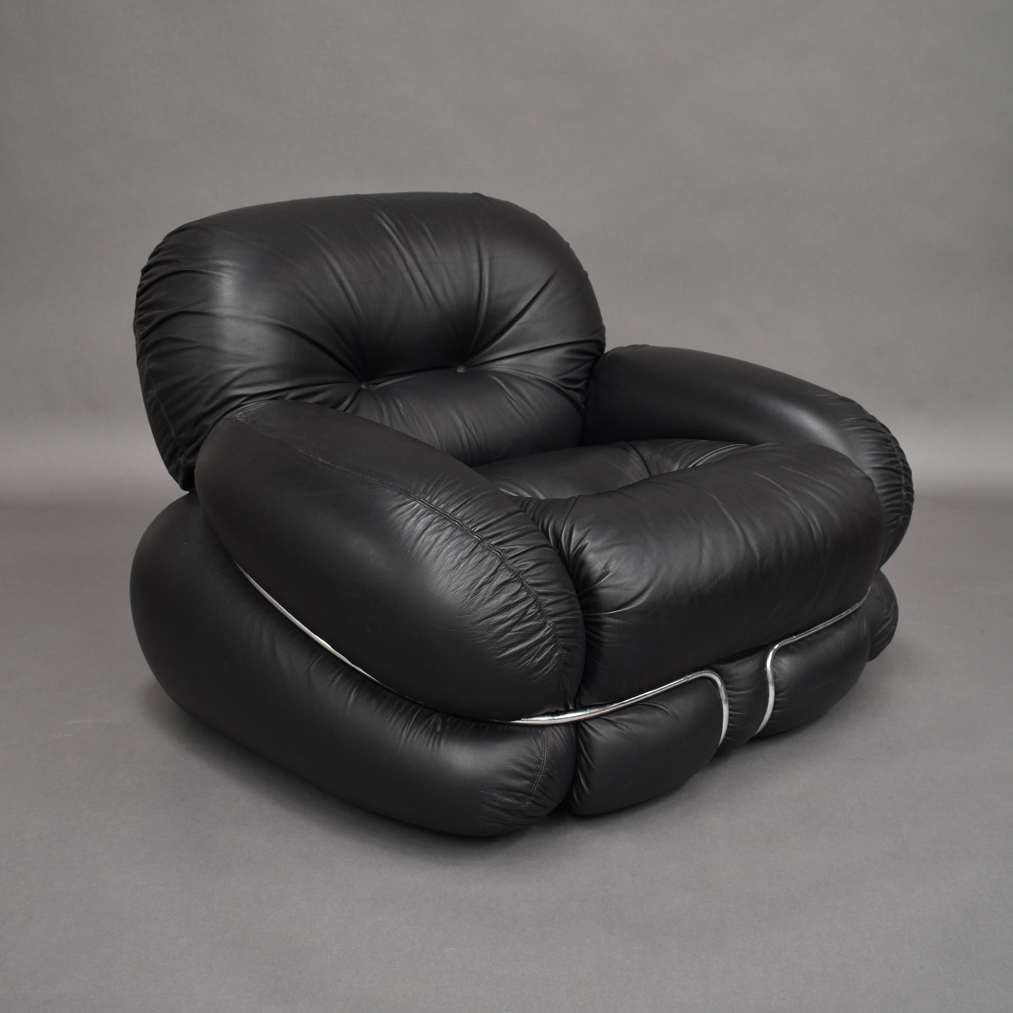 Late 20th Century Adriano Piazzesi Black Leather Lounge Chair, Italy, circa 1970