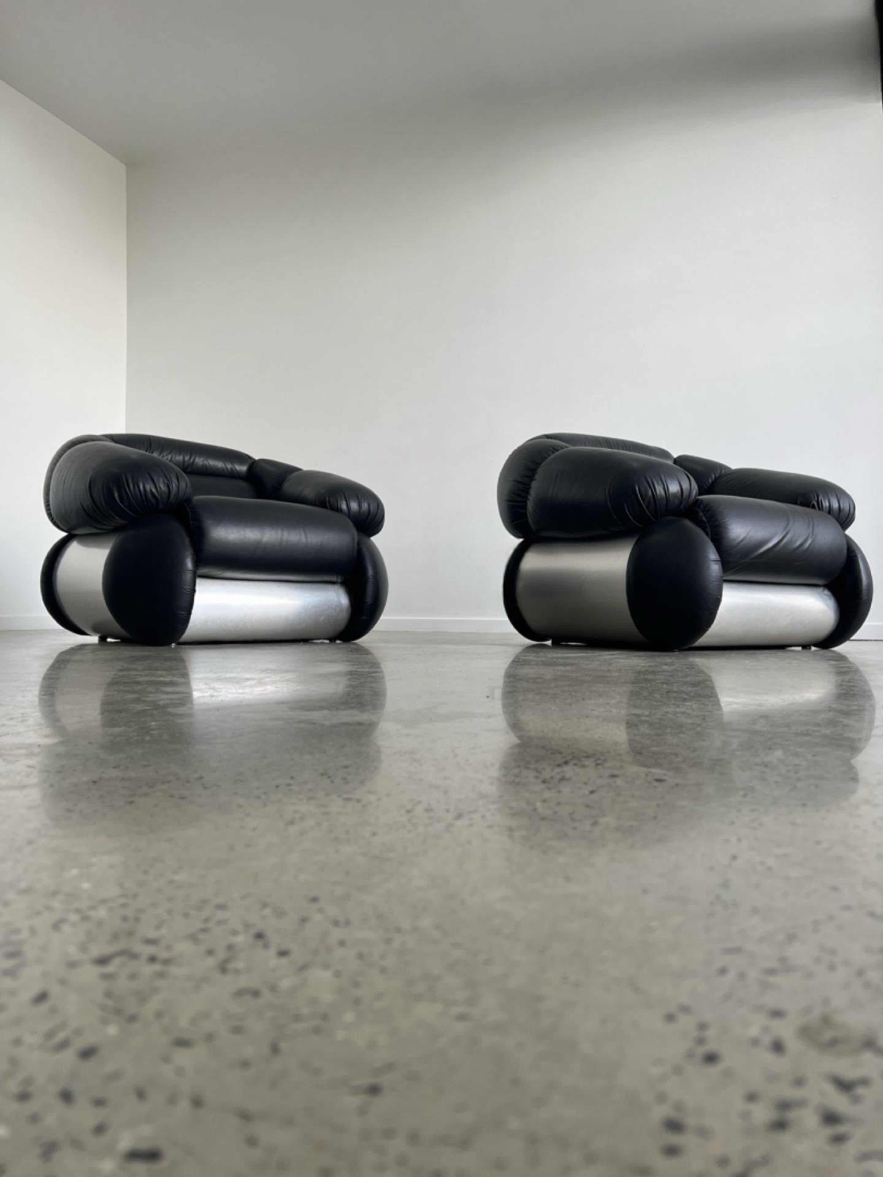 Adriano Piazzesi Black leather Sofa and Armchairs Set 12