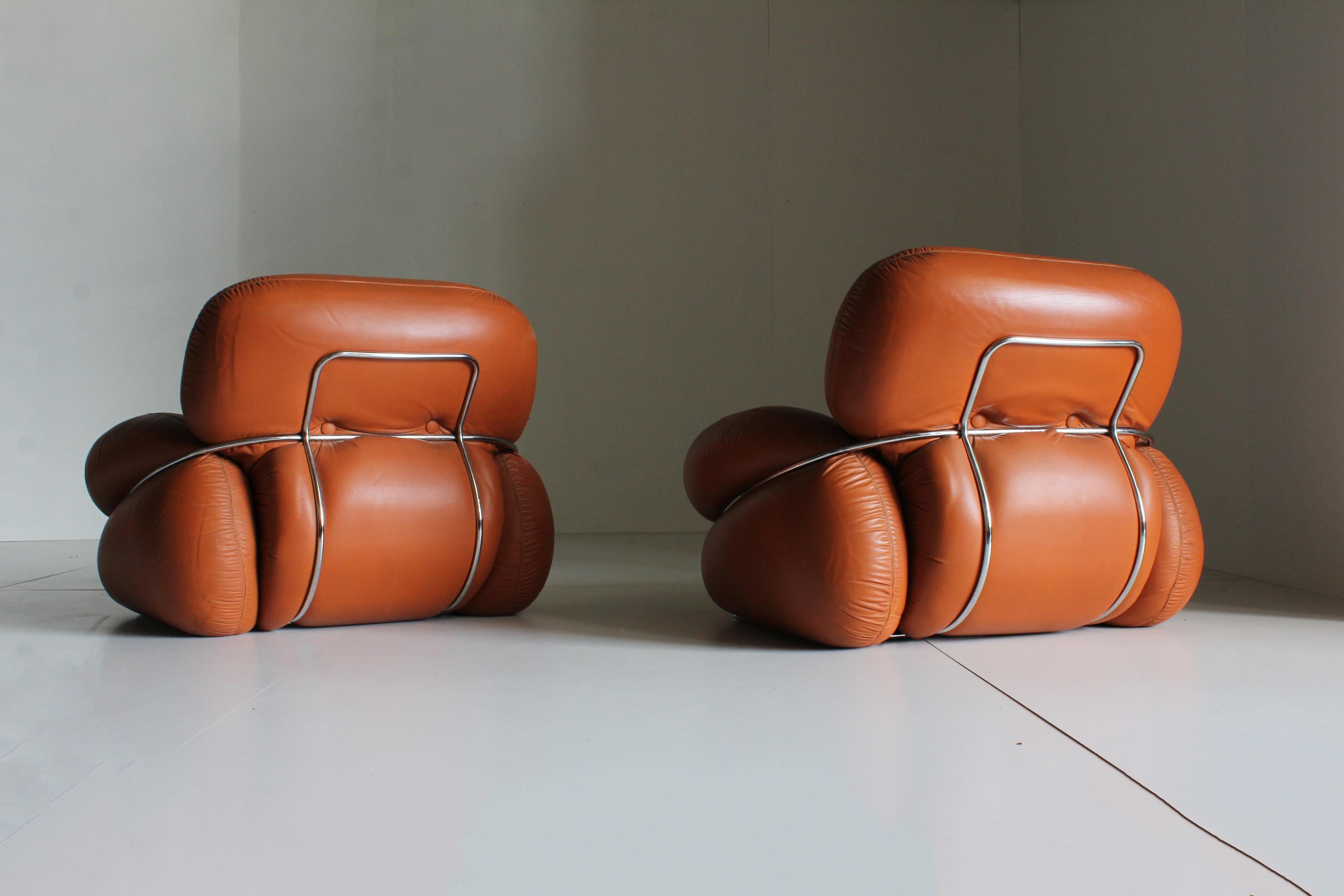 Adriano Piazzesi Okay armchairs 1970s Italy - Set of Okay armchairs designed by Italian designer Adriano Piazzesi in the 1970s. These comfy chairs are in a very good condition with minor traces of use. This edition is in cognac colour with a chromed