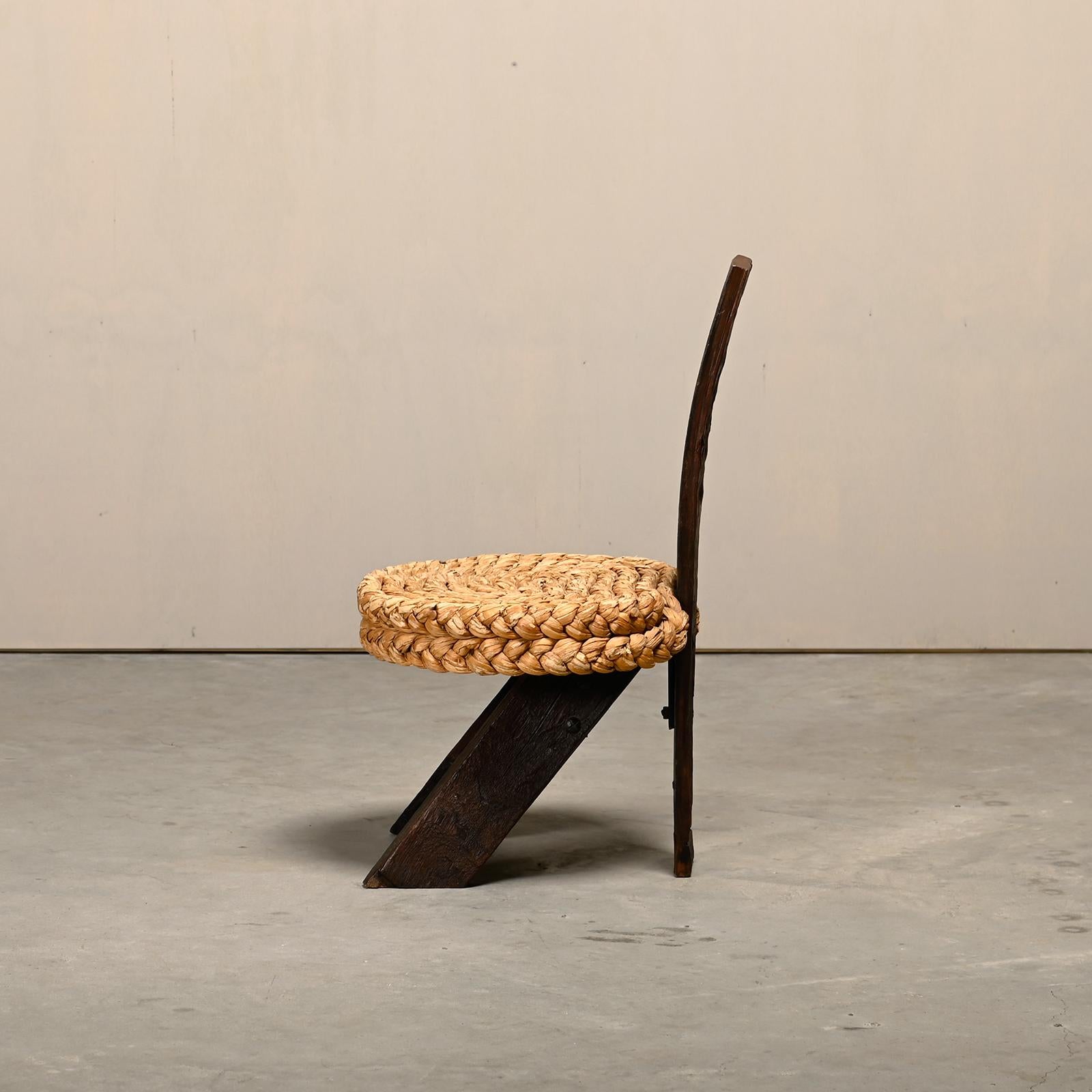 Mid-Century Modern Adrien Audoux and Frida Minnet Fireplace Stool in Oak and Straw, France 1950s