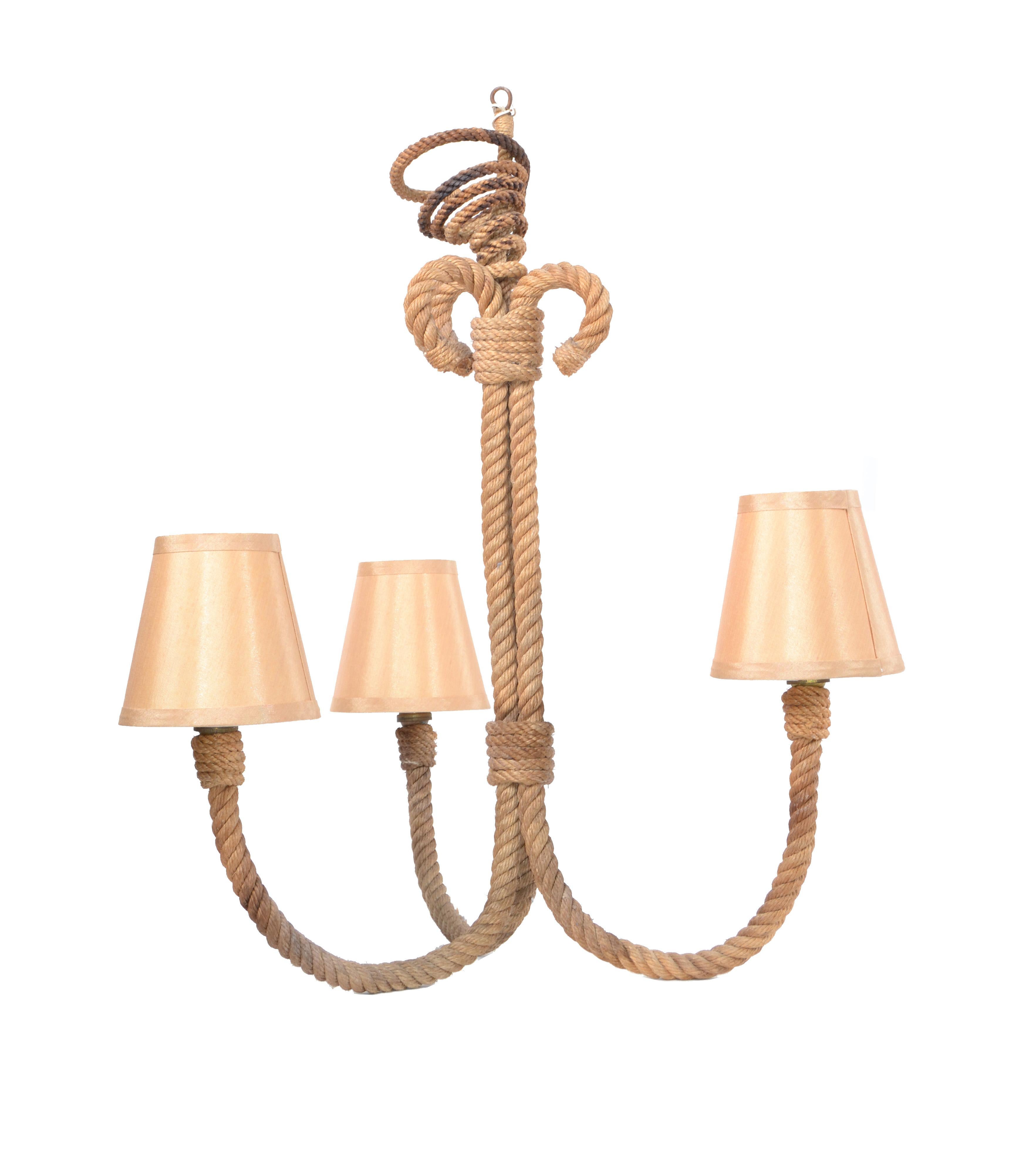 Francese Lampadario francese a tre luci in corda nautica di Adrien Audoux e Frida Minet, 1960 in vendita