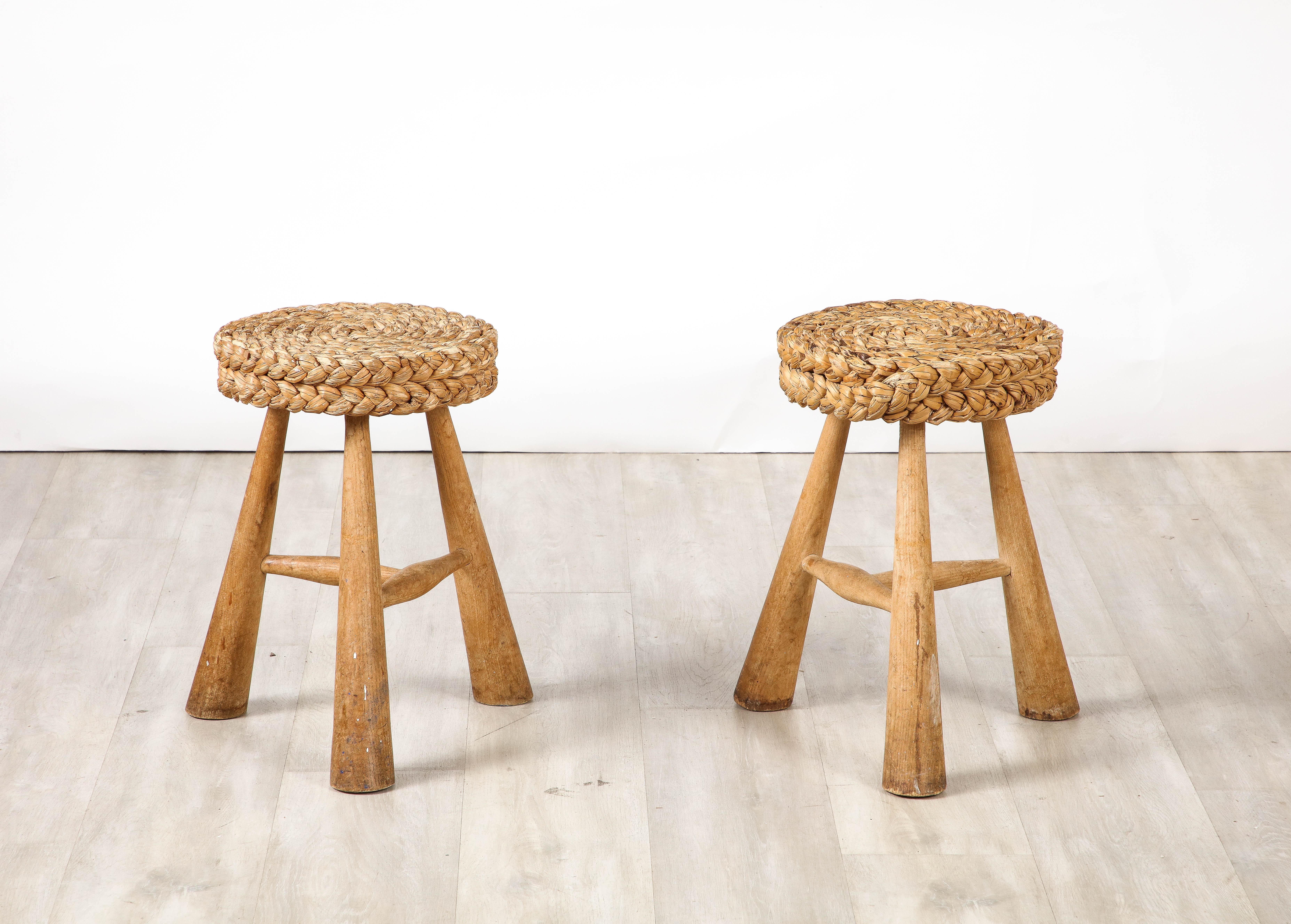 Adrien Audoux and Frida Minet Pair of Rush Stools with Tripod Legs, France, 1950 For Sale 2