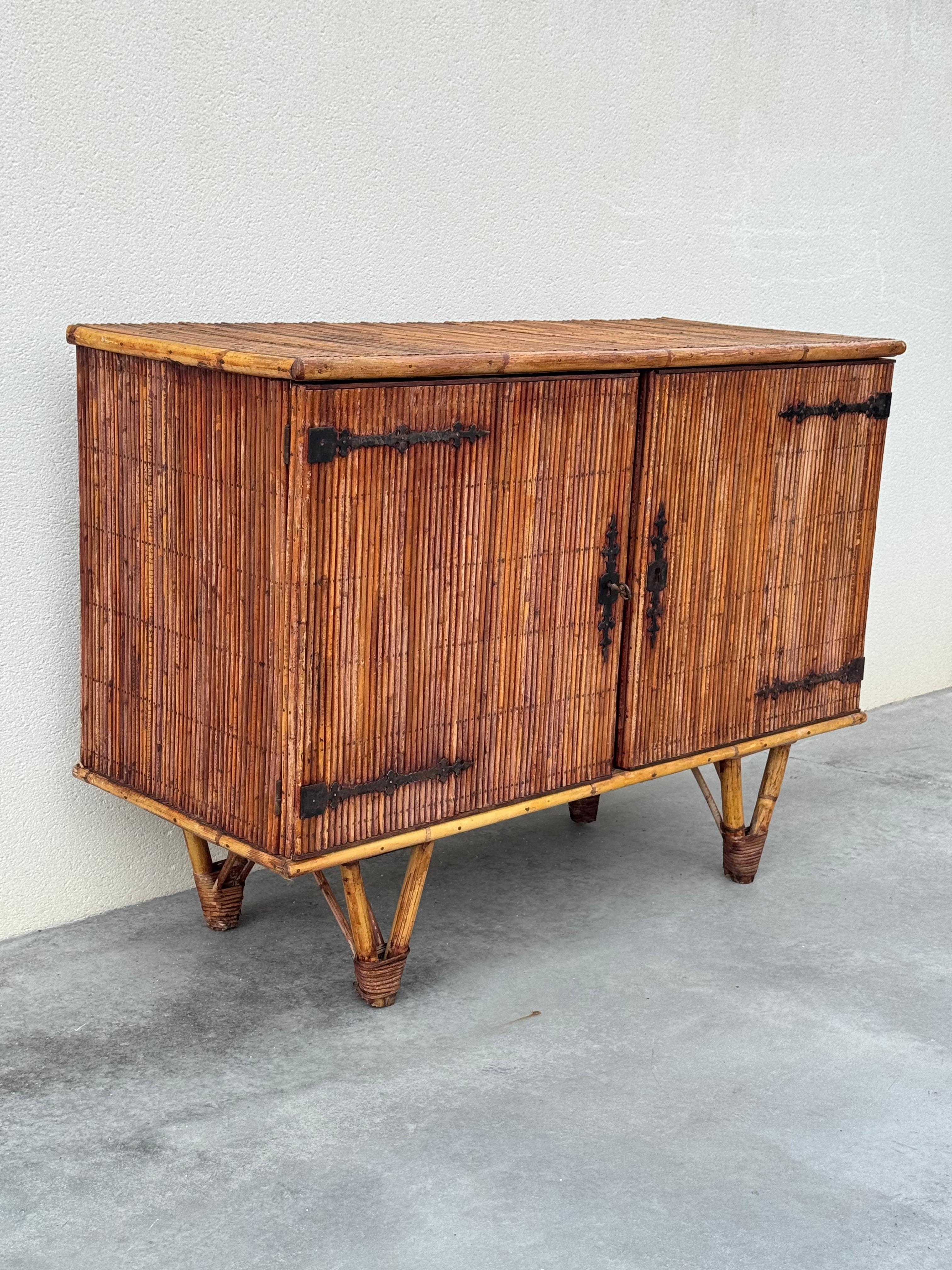 Adrien Audoux & Frida Minet, rattan and bamboo sideboard, France circa 1960s In Good Condition For Sale In leucate, FR
