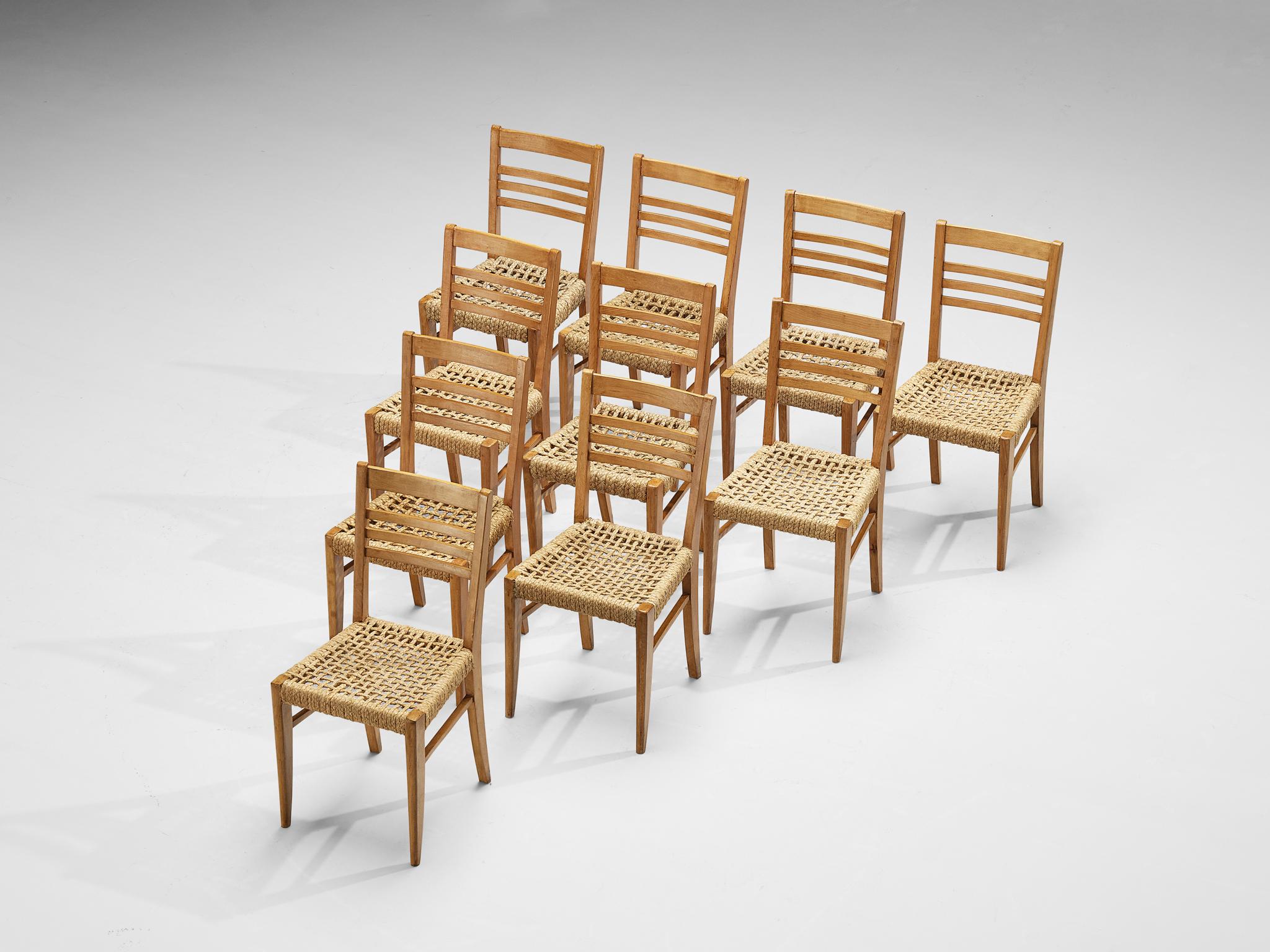 Adrien Audoux & Frida Minet - Ensemble de dix chaises de salle à manger à ourlet tressé  Bon état - En vente à Waalwijk, NL