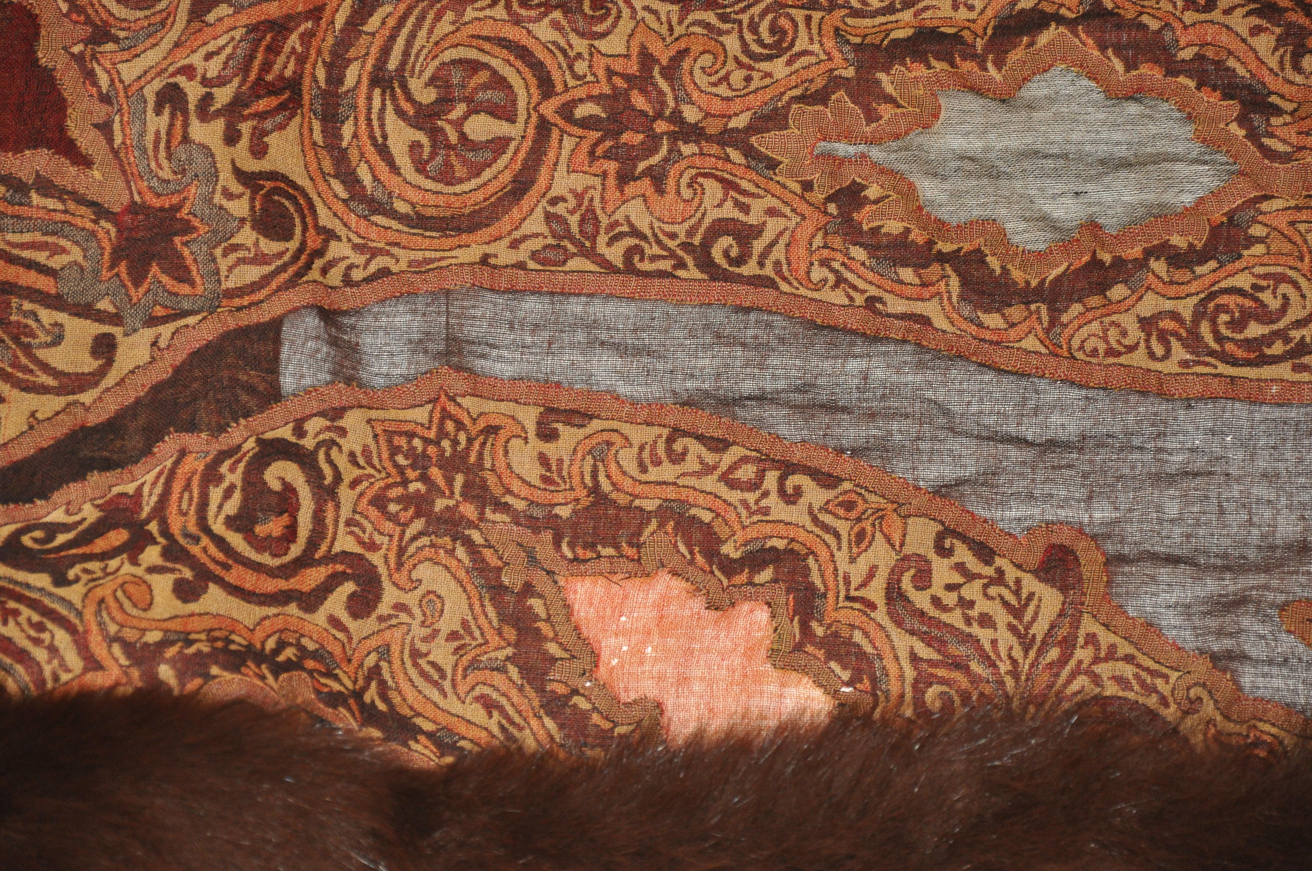 Adrienne Landau Luxuriöser, leichter Wandteppich aus Wolle mit braunem Fuchsbesatz für Damen oder Herren im Angebot