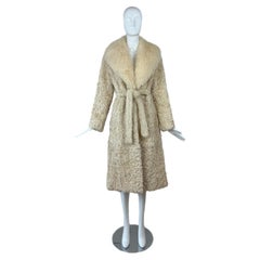 Cappotto con cintura in pelliccia di volpe e agnello vintage di Adrienne Landau