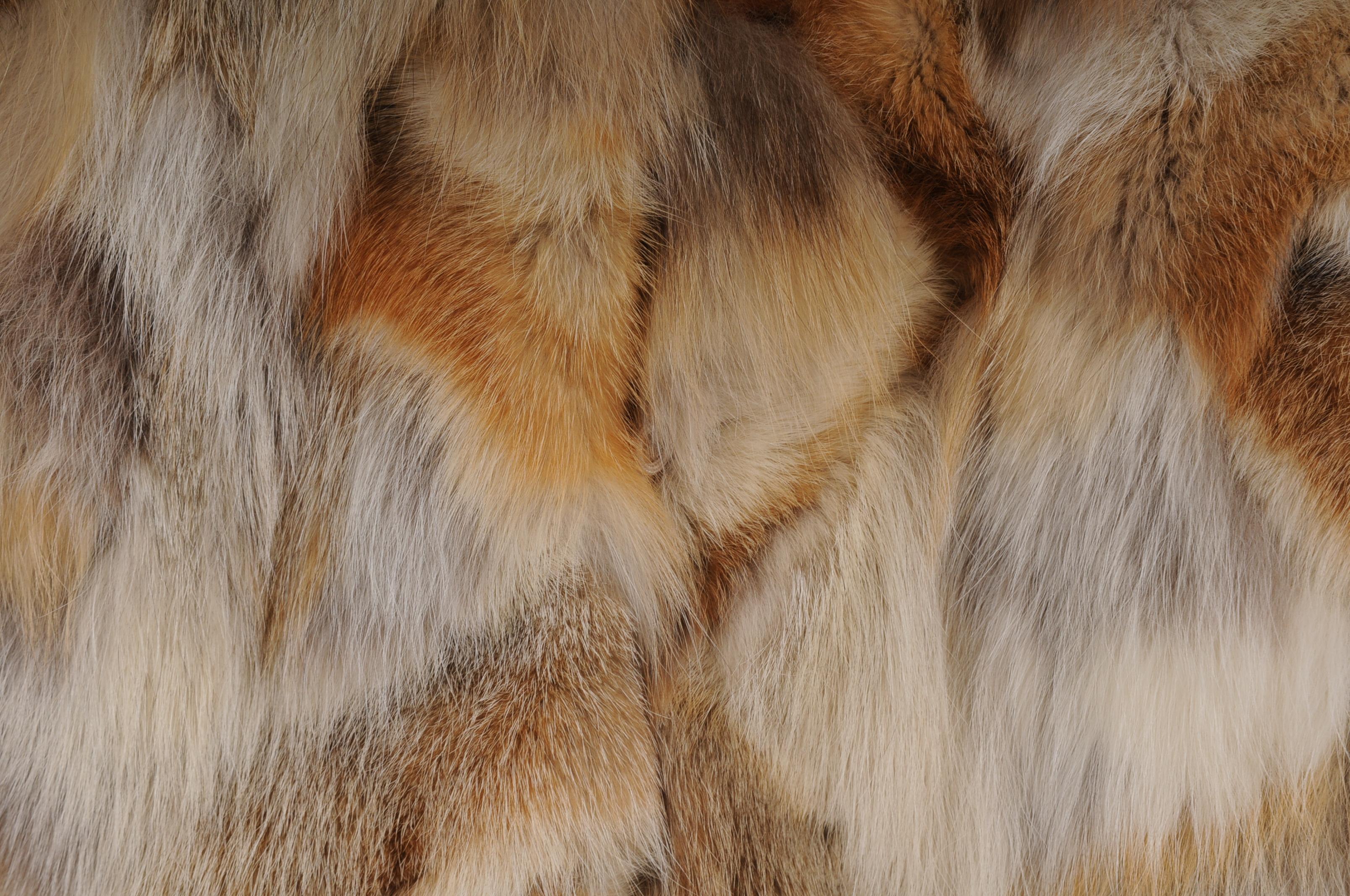 Adrienne Landau Chaleco de piel de zorro para mujer Talla pequeña Marrón claro Tan sin mangas en venta 2