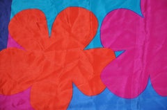 Adrienne Vittadini Bold Multicolor 'Mod Floral' Seidenschal mit Fransen und Blumenmuster