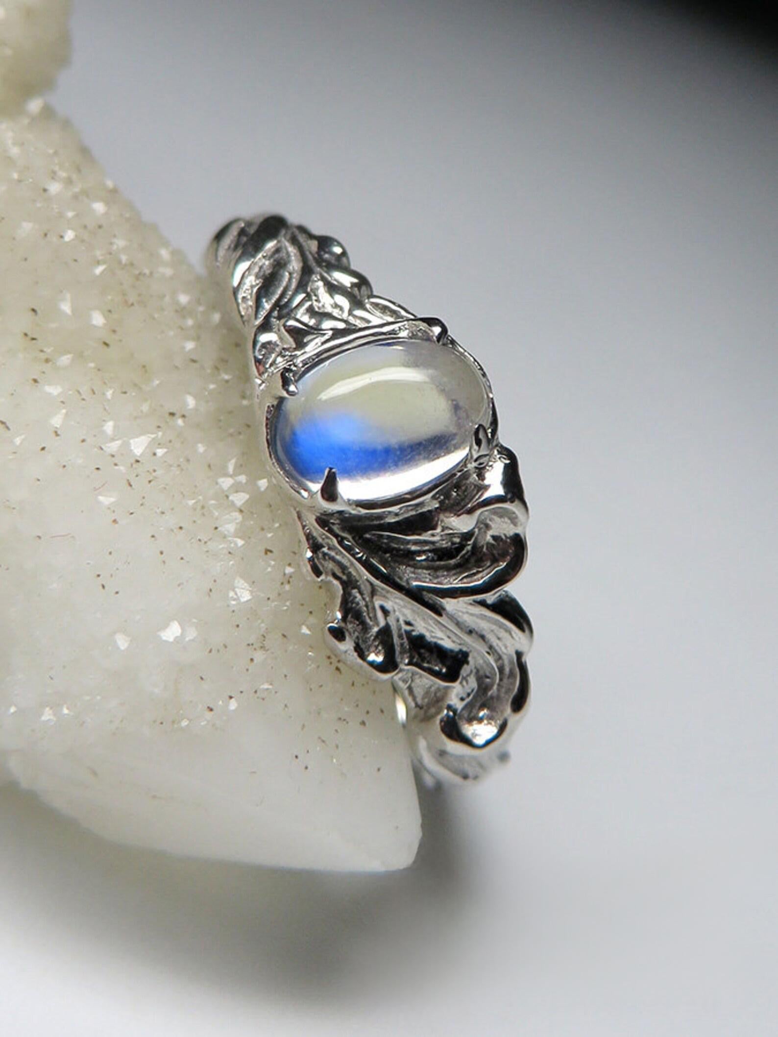 Adularia Moonstone Silver Ring Cabochon Blue Natural Certificate Gemstone For Sale 3